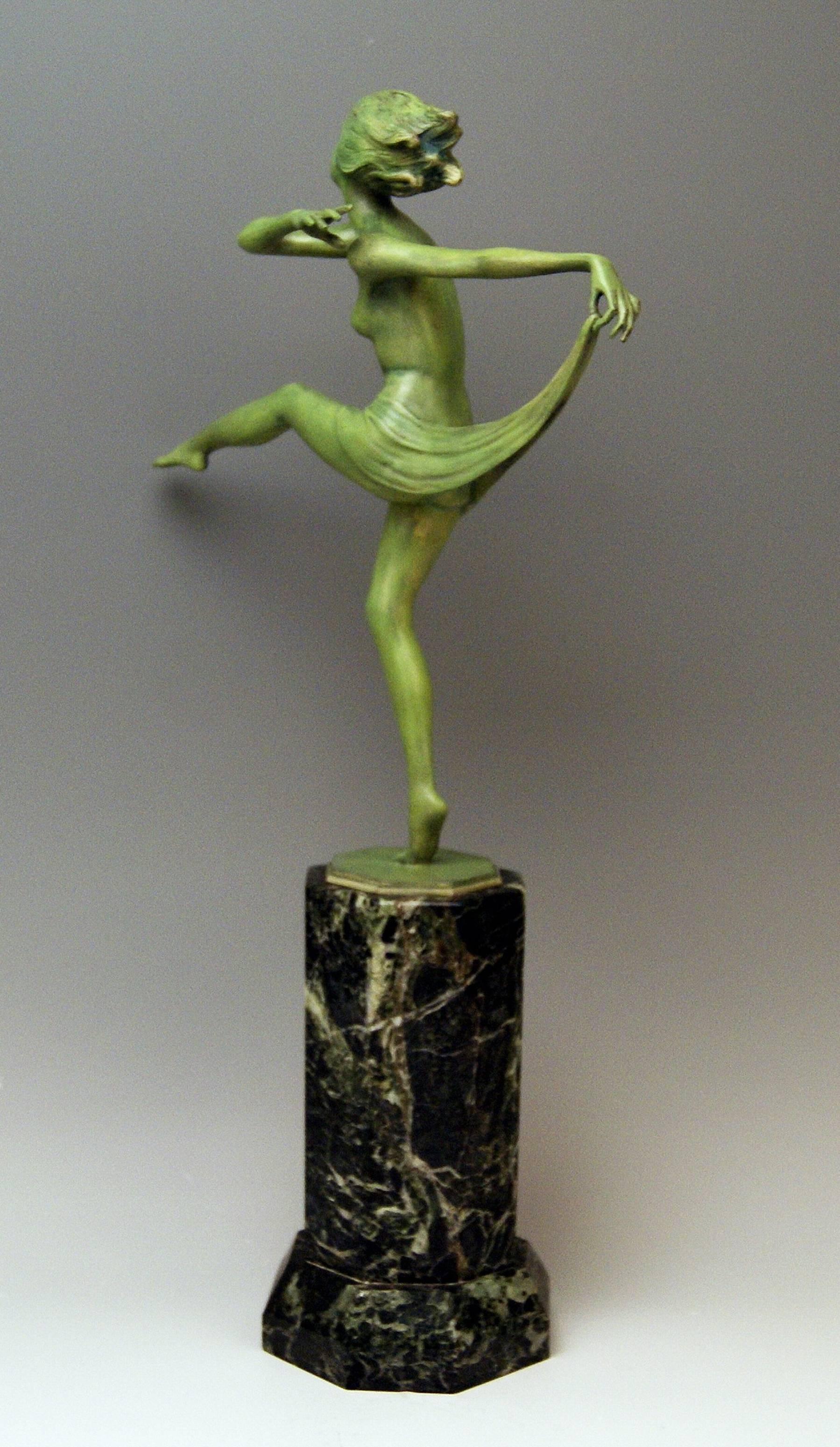 Early 20th Century Vienna Bronze Figurine Art Deco Lady Nude Dancer Josef Lorenzl Marble Base 1925