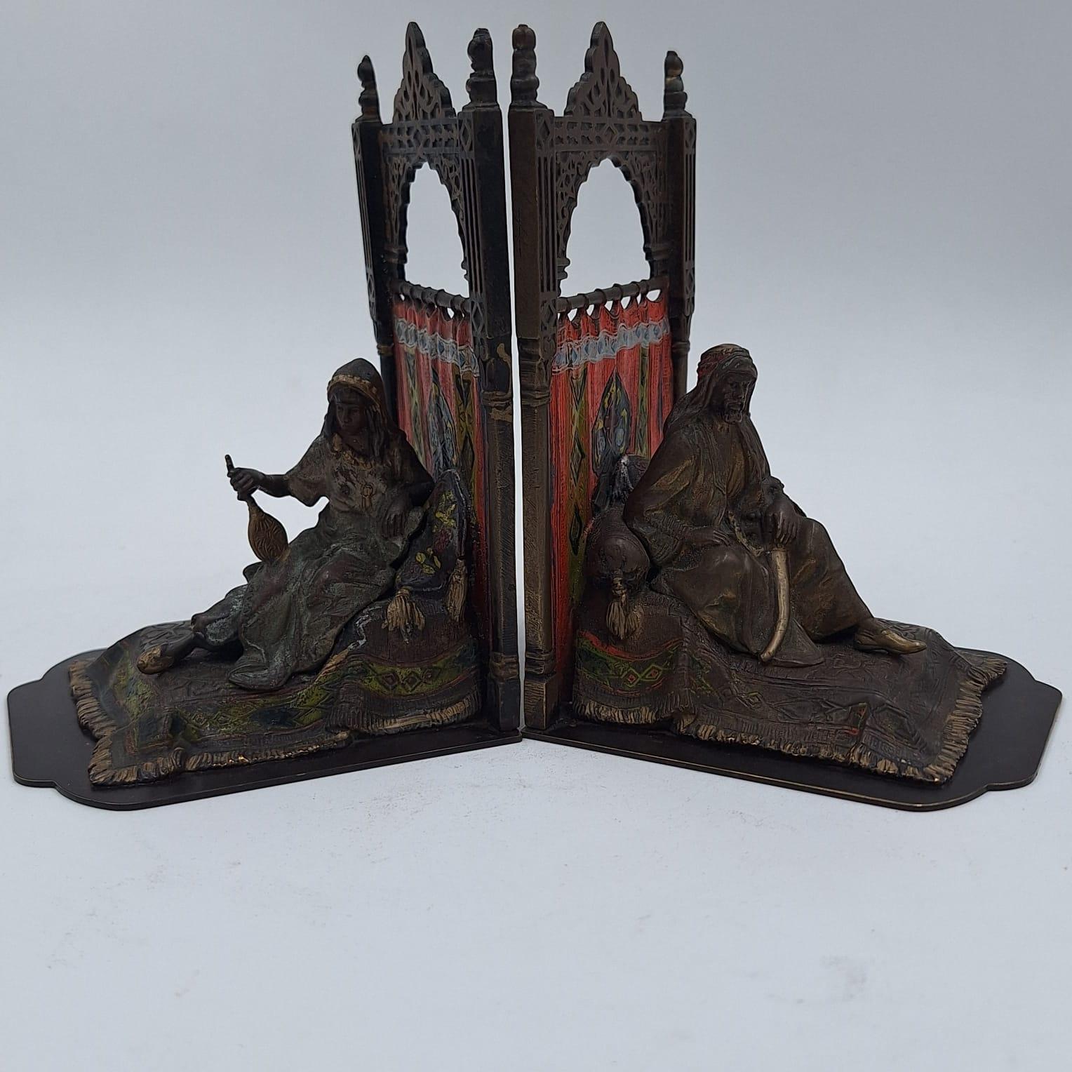 Adam Style Vienna bronze bookend For Sale