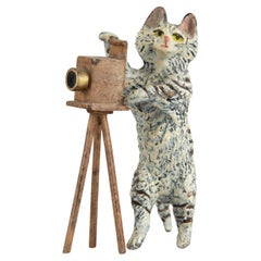 Wiener Bronze Kalt bemalte Katze mit Kamera