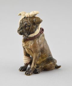 Vienna Bronze Skulptur Englische Bulldogge mit Bandage Österreich 1920