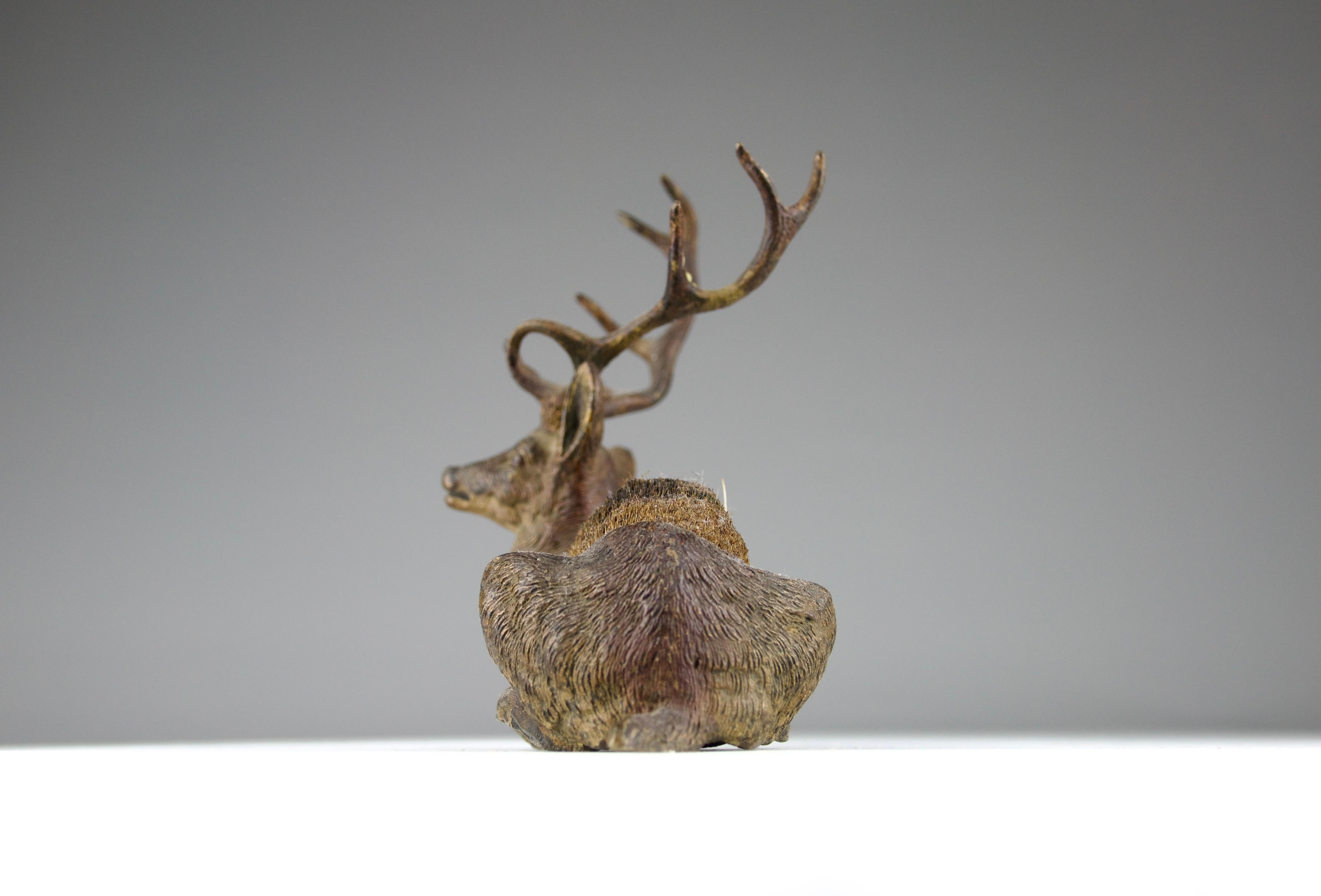 Vienna Bronzes, Deer and Doe Sculptures, 19th Century For Sale 3