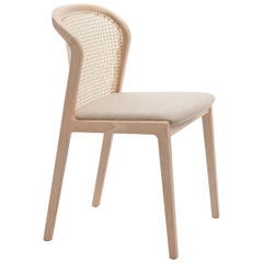 Chaise Vienna, en bois de plage et paille, assise rembourrée en cuir pleine graine beige