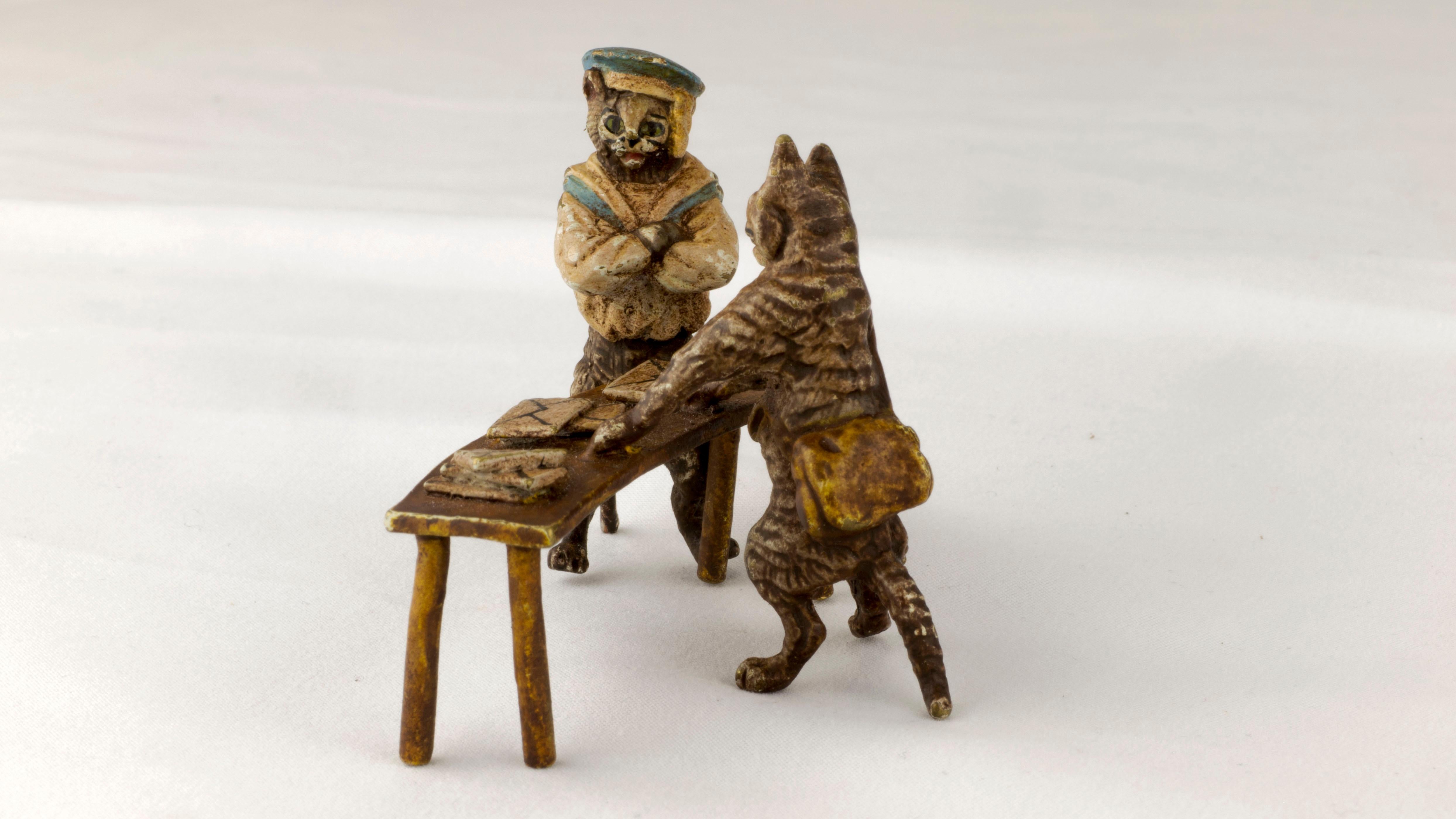 Vienna Cold Painted Bronze by Franz Xaver Bergmann Postal Cat for Sailors, 1900s For Sale 1