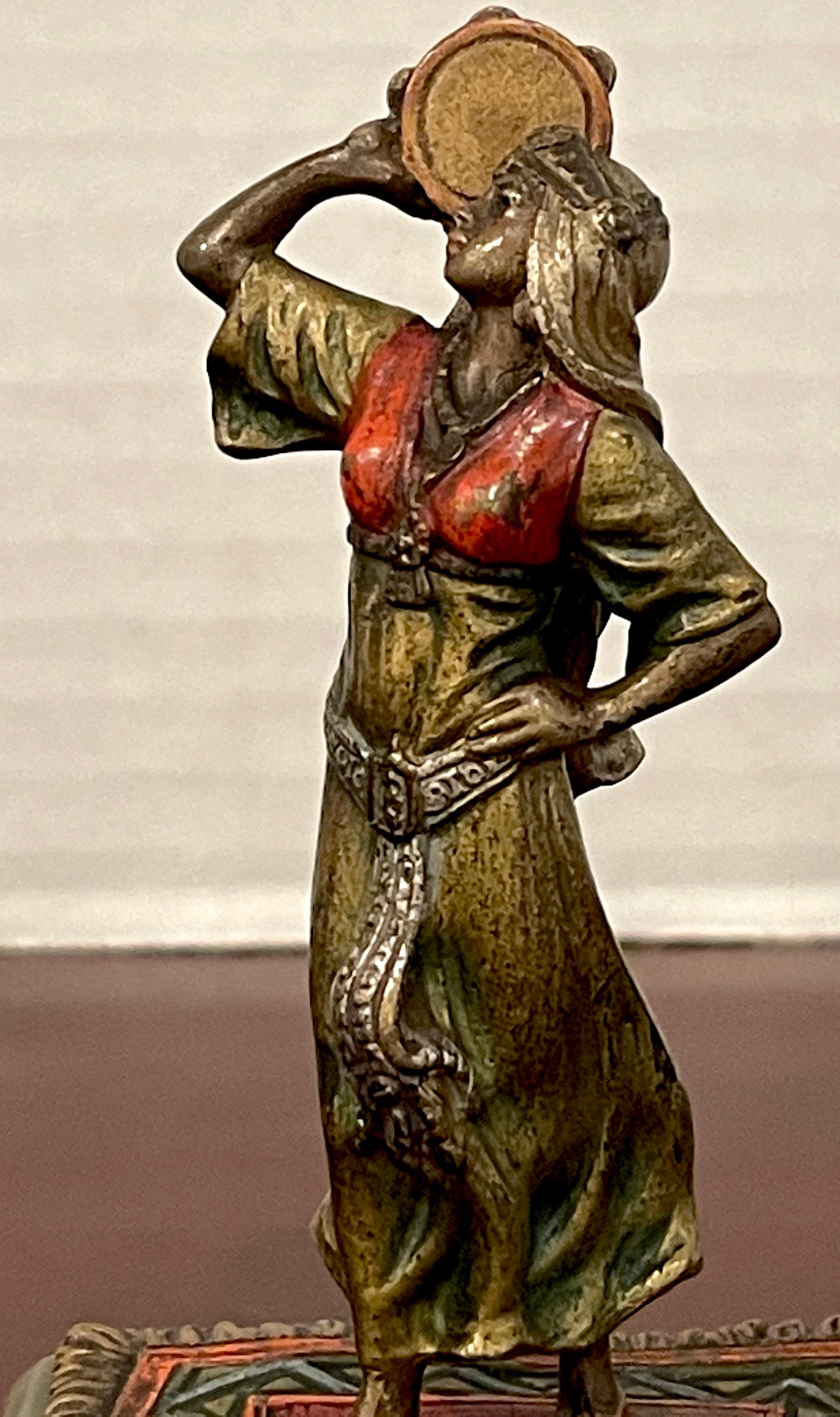 Wiener Kaltbemalte Bronze „Karmen“, Bergman zugeschrieben Bergman (Belle Époque) im Angebot