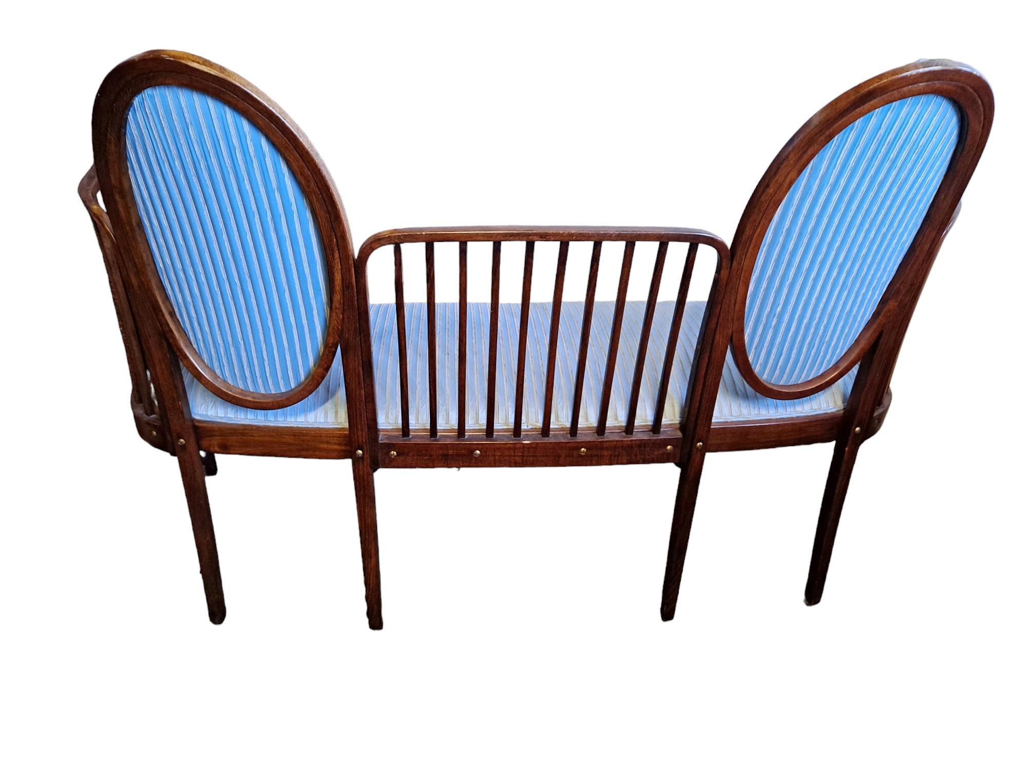 Début du 20ème siècle Vienna J&J Kohn by Gustav Siegel Secession Bench Settee No 415 en vente