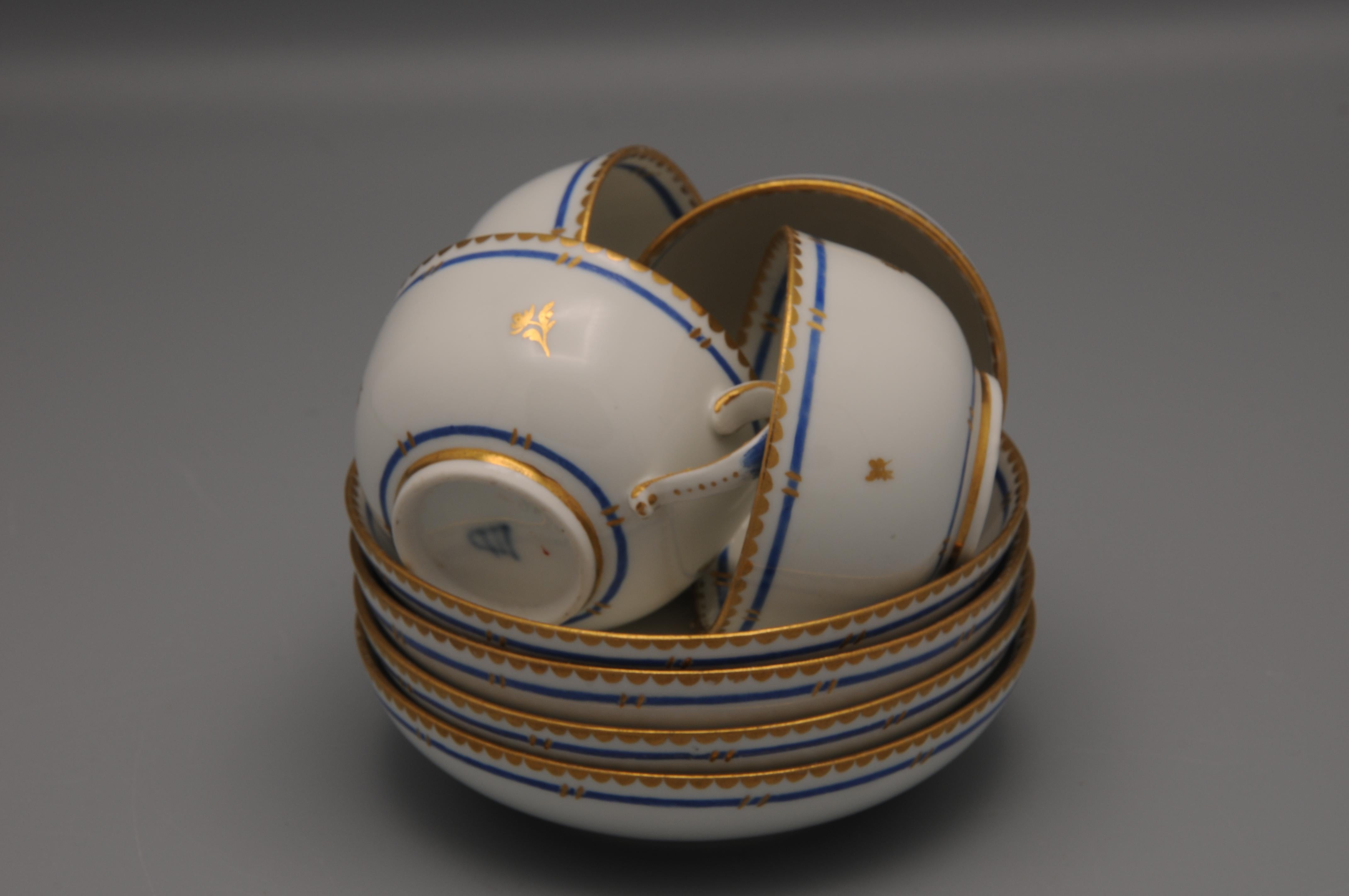 Porcelana de Viena - 4 tazas y platillos, 1781 en venta 6