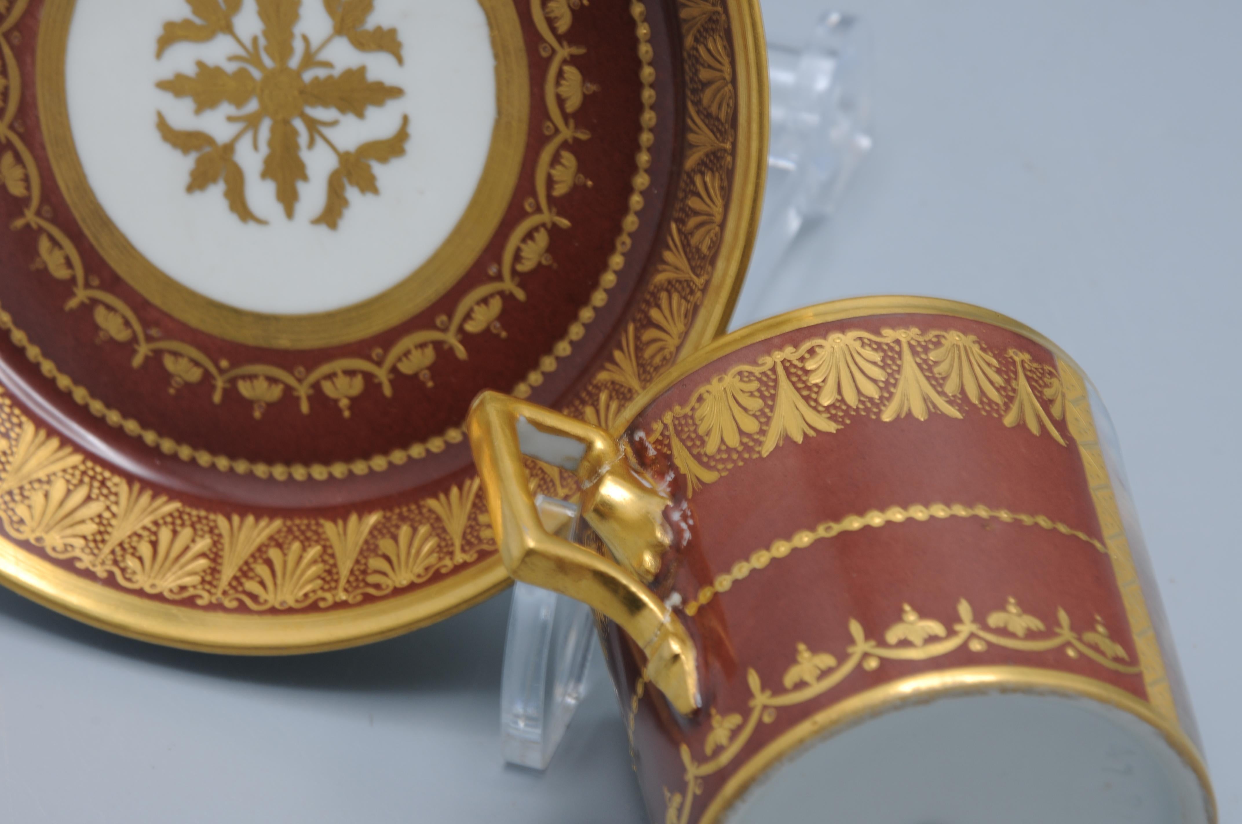 Vienna porcelain - Cup and Saucer, early 19th century For Sale 11
