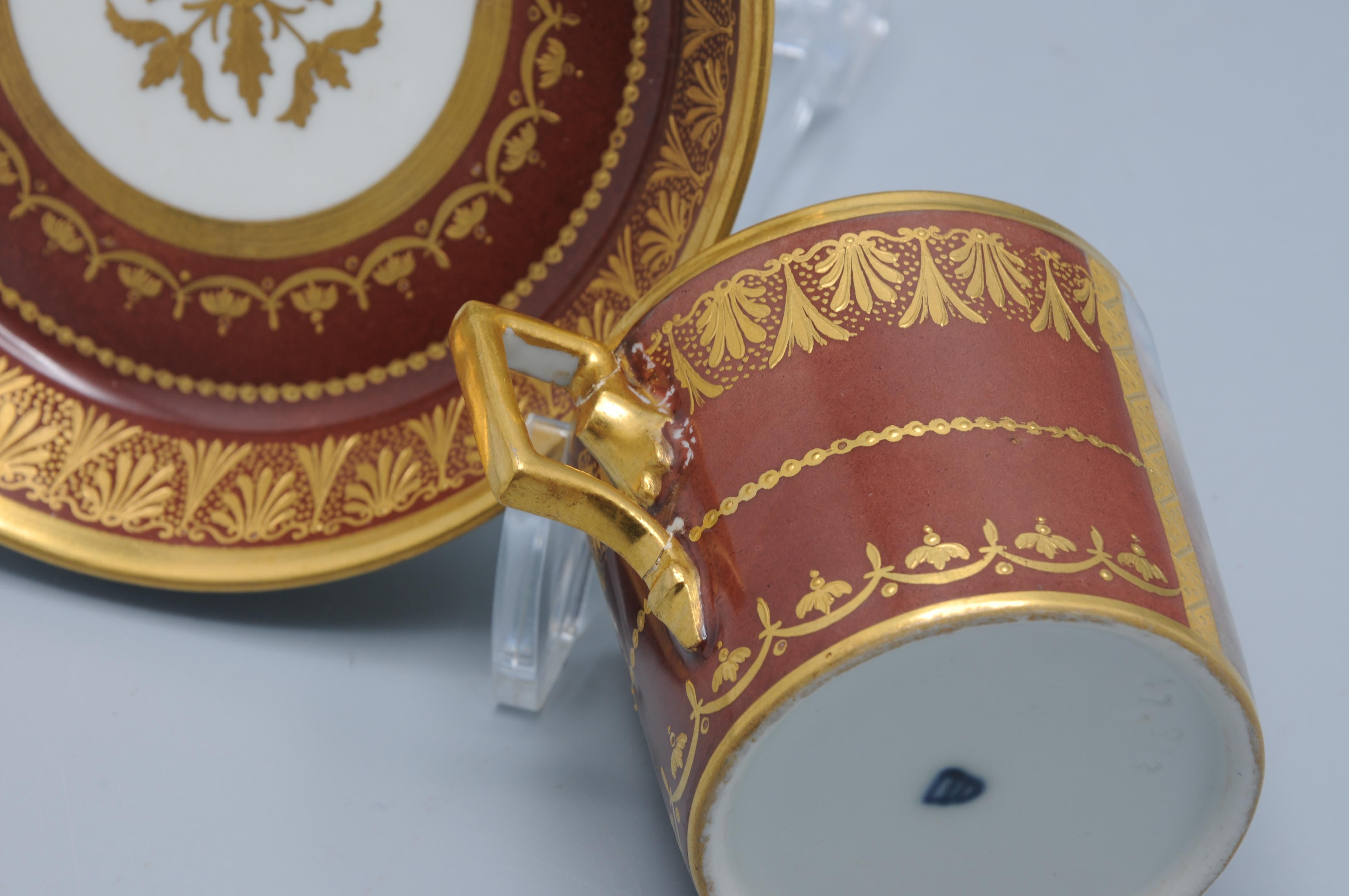 Vienna porcelain - Cup and Saucer, early 19th century For Sale 12