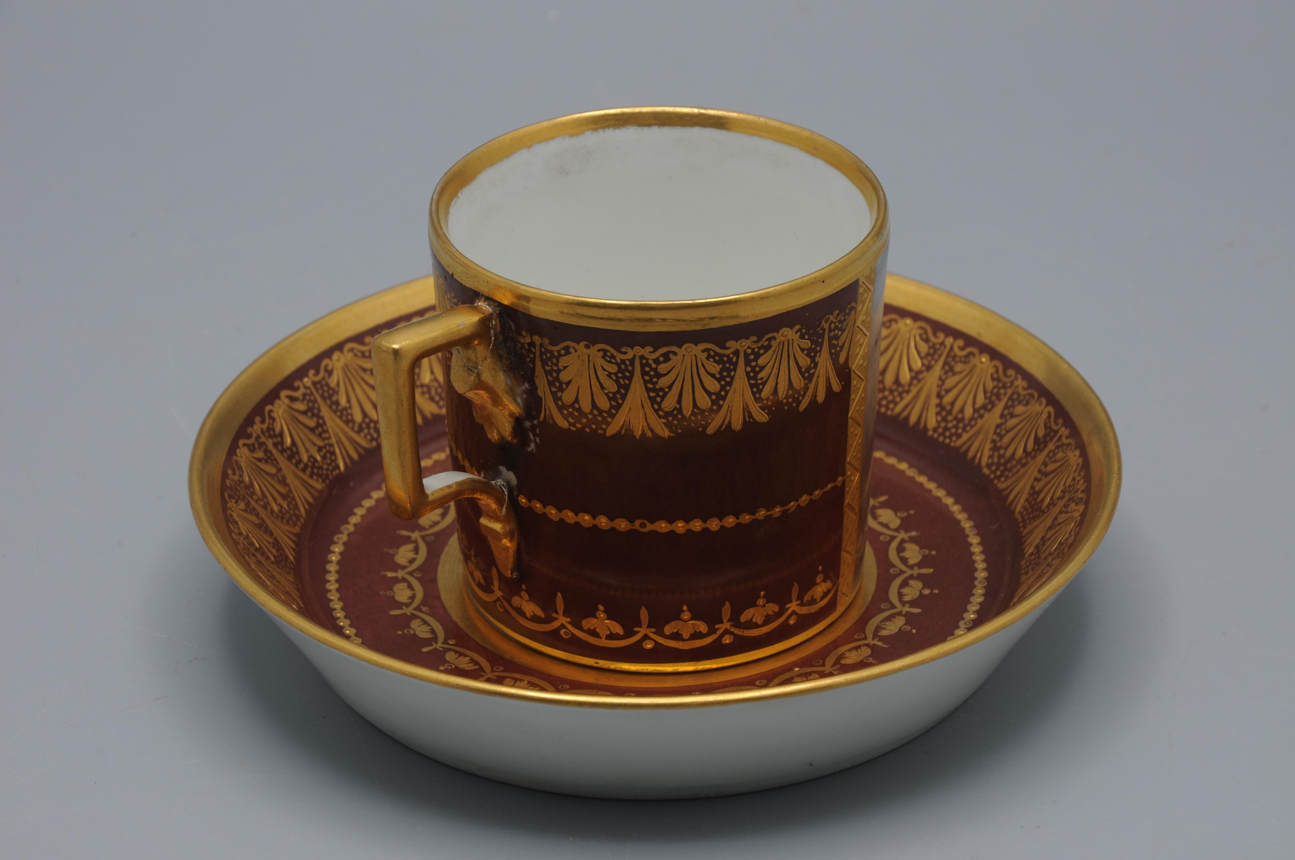 Gilt Vienna porcelain - Cup and Saucer, early 19th century For Sale