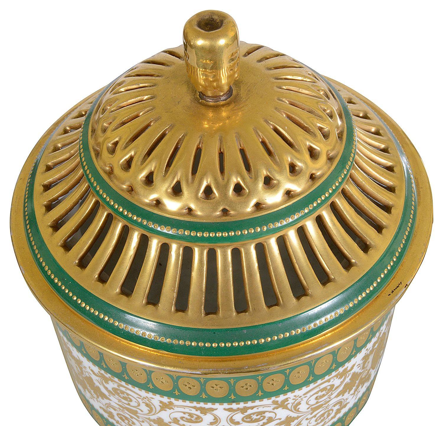 Austrian Vienna porcelain lidded urn, 19th Century For Sale