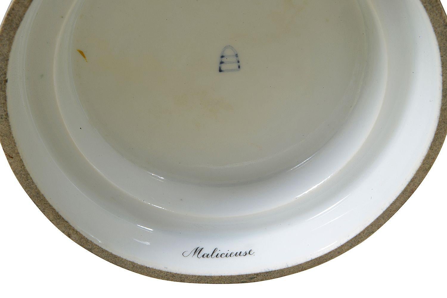 Vienna porcelain lidded urn, 19th Century For Sale 2
