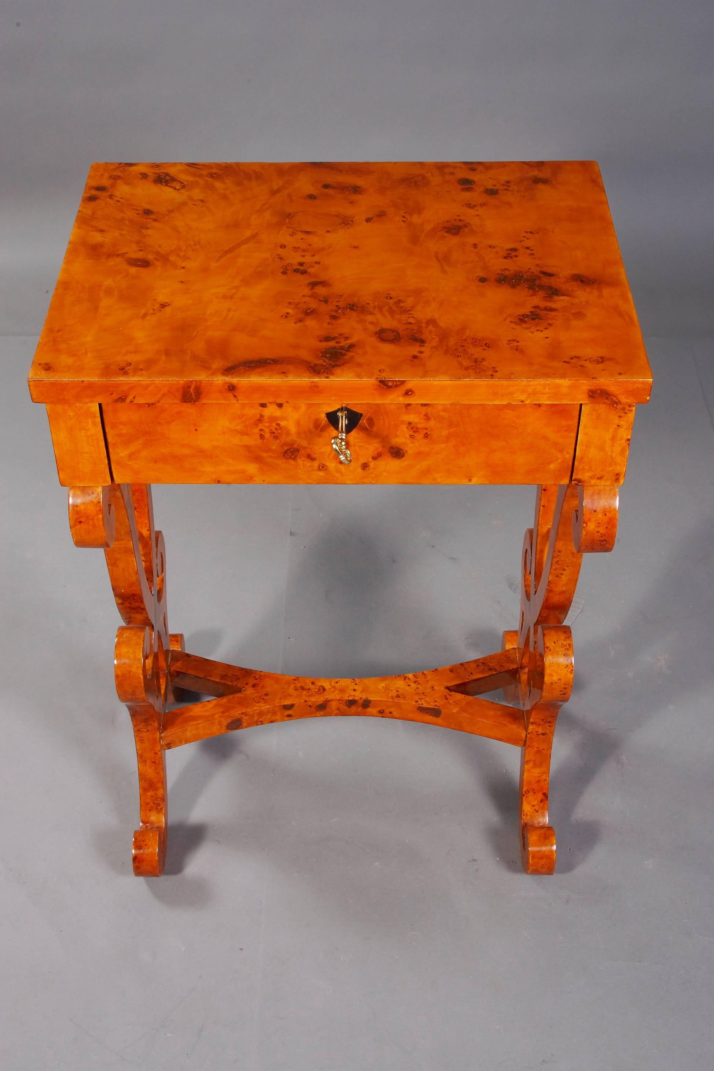 Vienna Salon Table in Biedermeier Style Maple Root 1