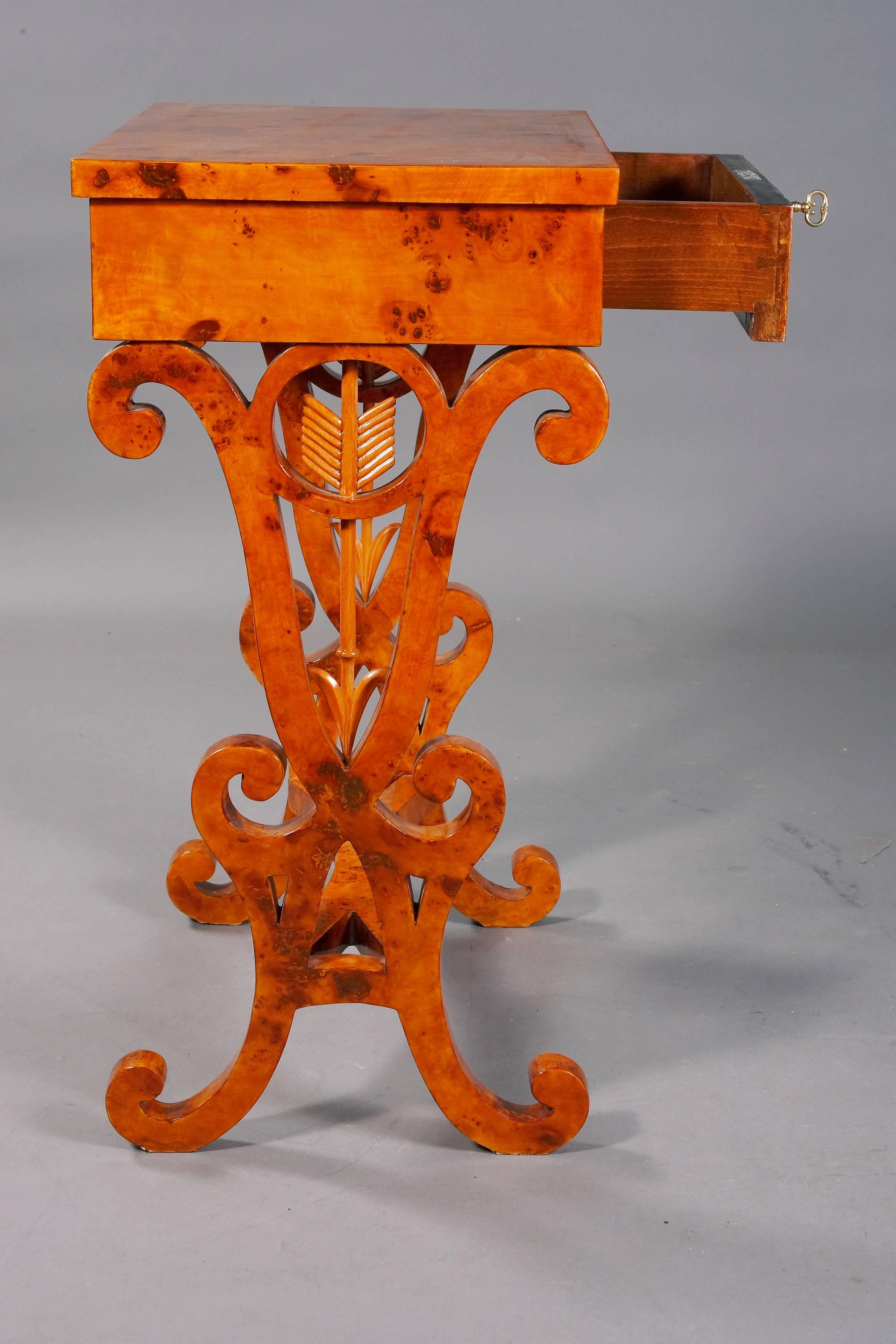 Vienna Salon Table in Biedermeier Style Maple Root 2