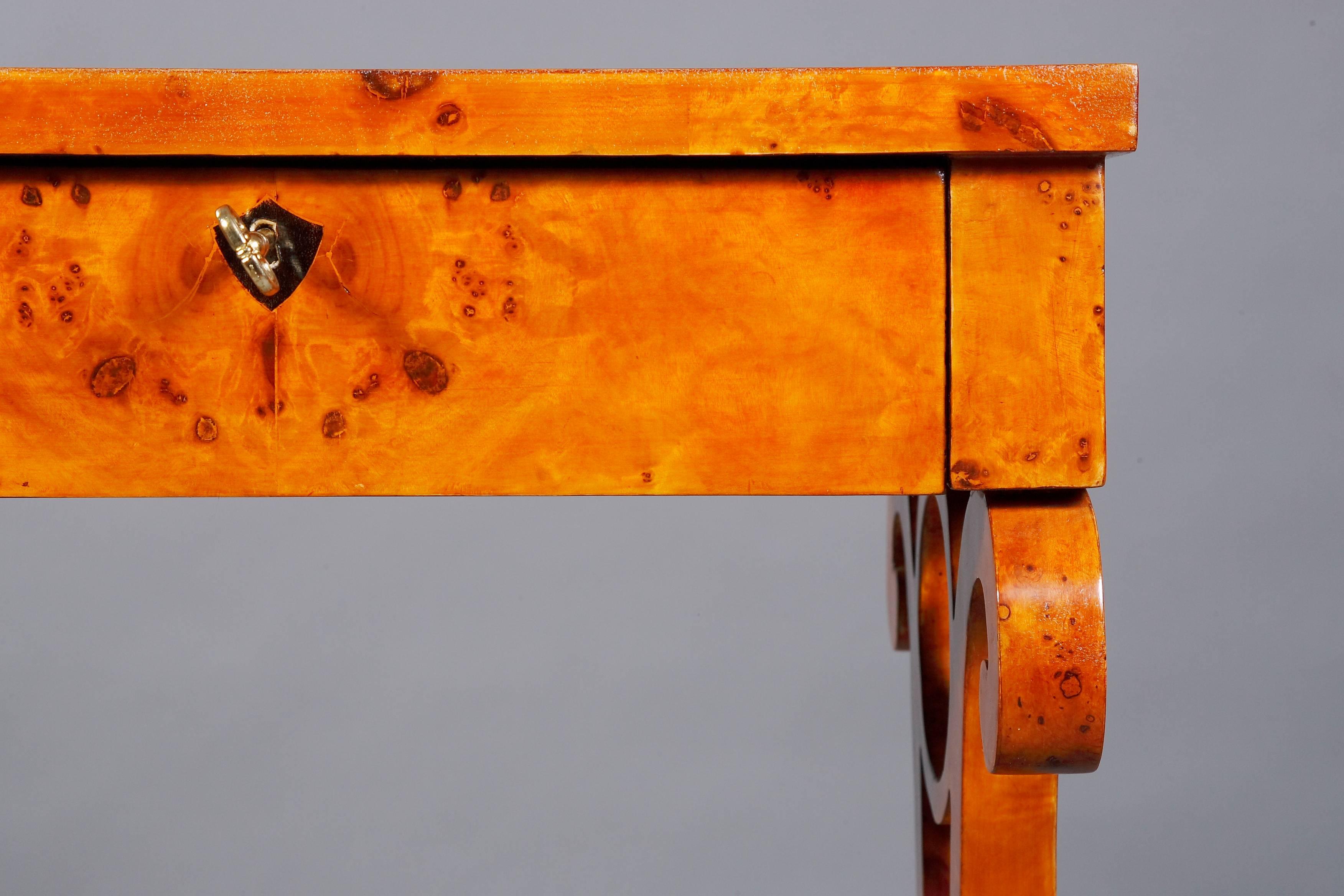 Vienna Salon Table in Biedermeier Style Maple Root 3