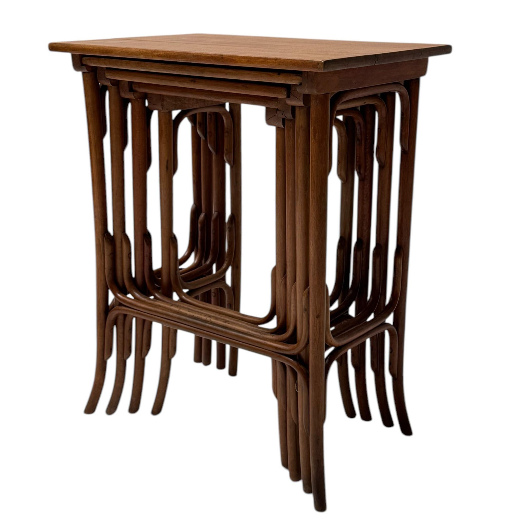 Vienna Secession Bentwood Nesting Tables by Michael Thonet for Thonet, 1900s For Sale 6