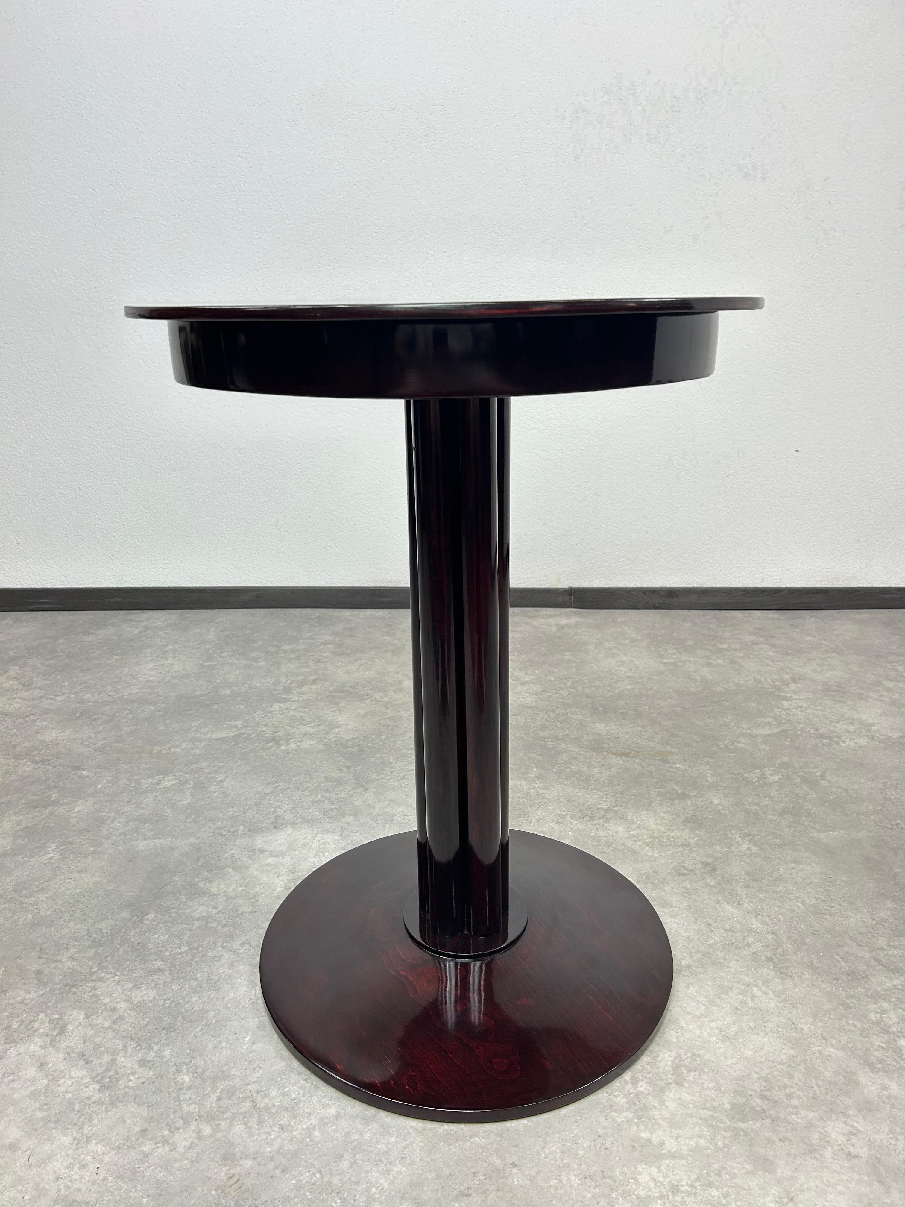 Vienna secession coffee table attr. to Josef Hoffmann for J&J Kohn, professionally stained and repolished.

