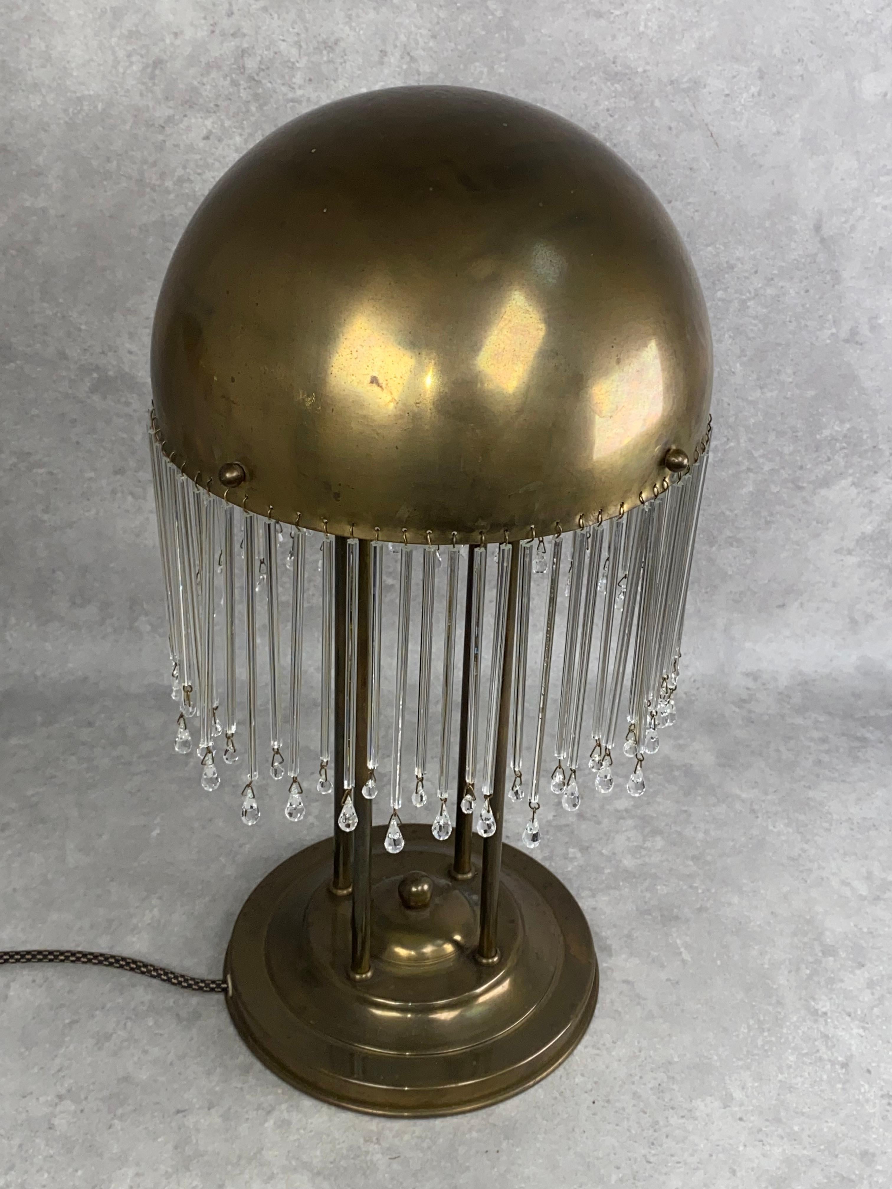 Wiener Secession Schreibtischlampe von Josef Hoffmann in sehr schönem Originalzustand.
