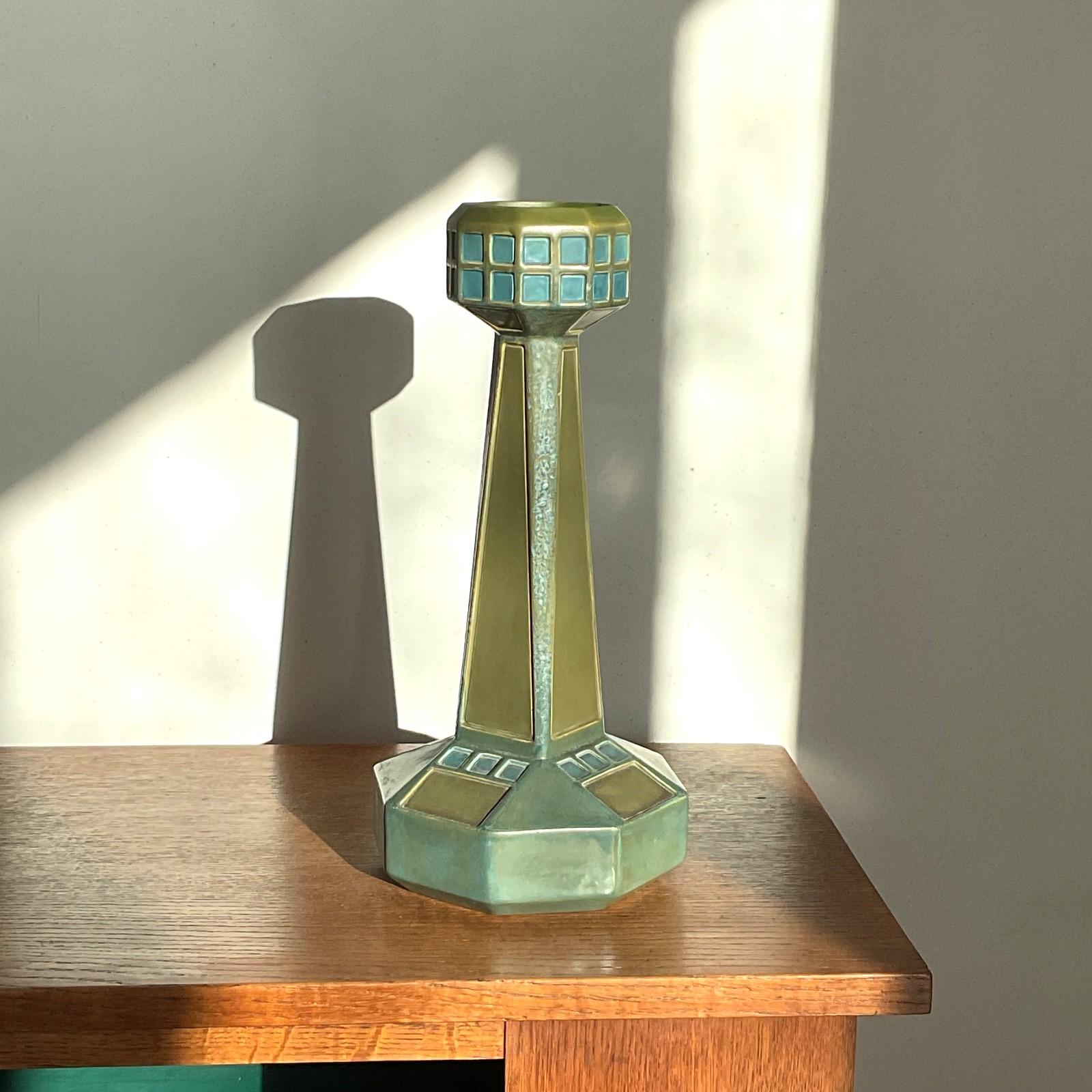Vase en faïence émaillée de la Sécession viennoise, Autriche, vers 1902 en vente 4