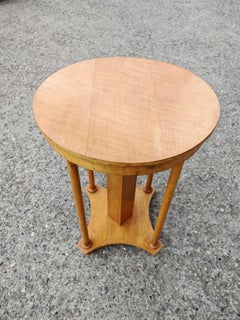 Vienna Secession Gueridon in Pear Wood, Austria 1910s
