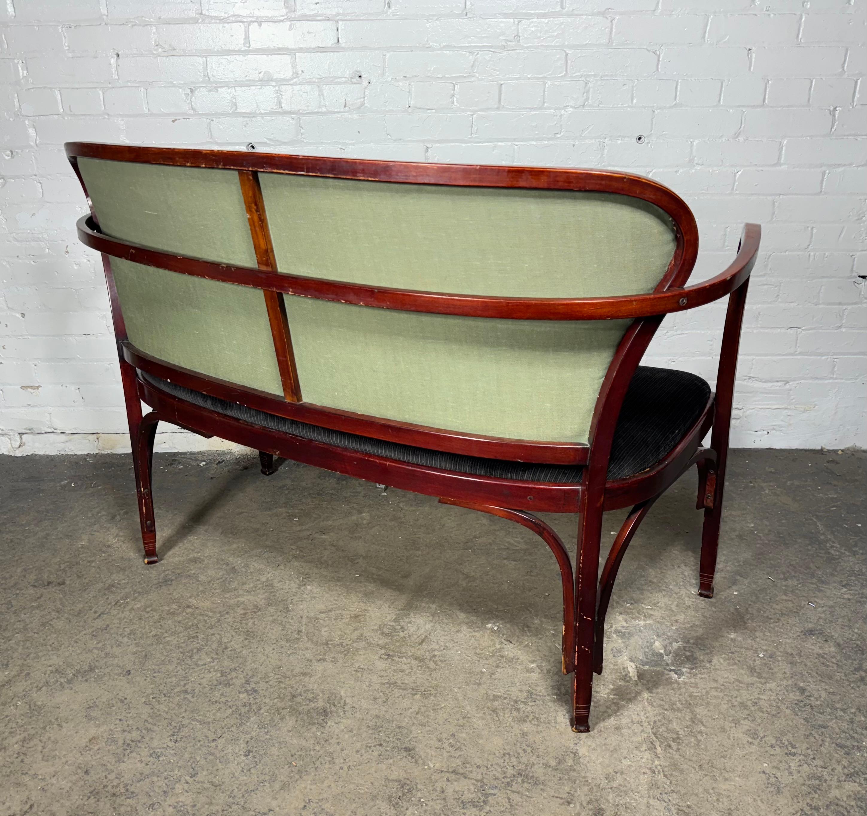 Sécession viennoise J. Kohn 717 Settee de Gustav Siegel Bon état - En vente à Buffalo, NY