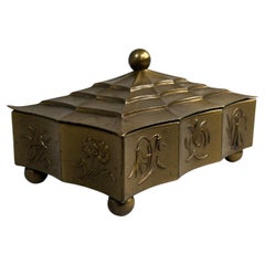 Joyero de secesión de Viena atr. Dagobert Peche para Wiener Werkstätte