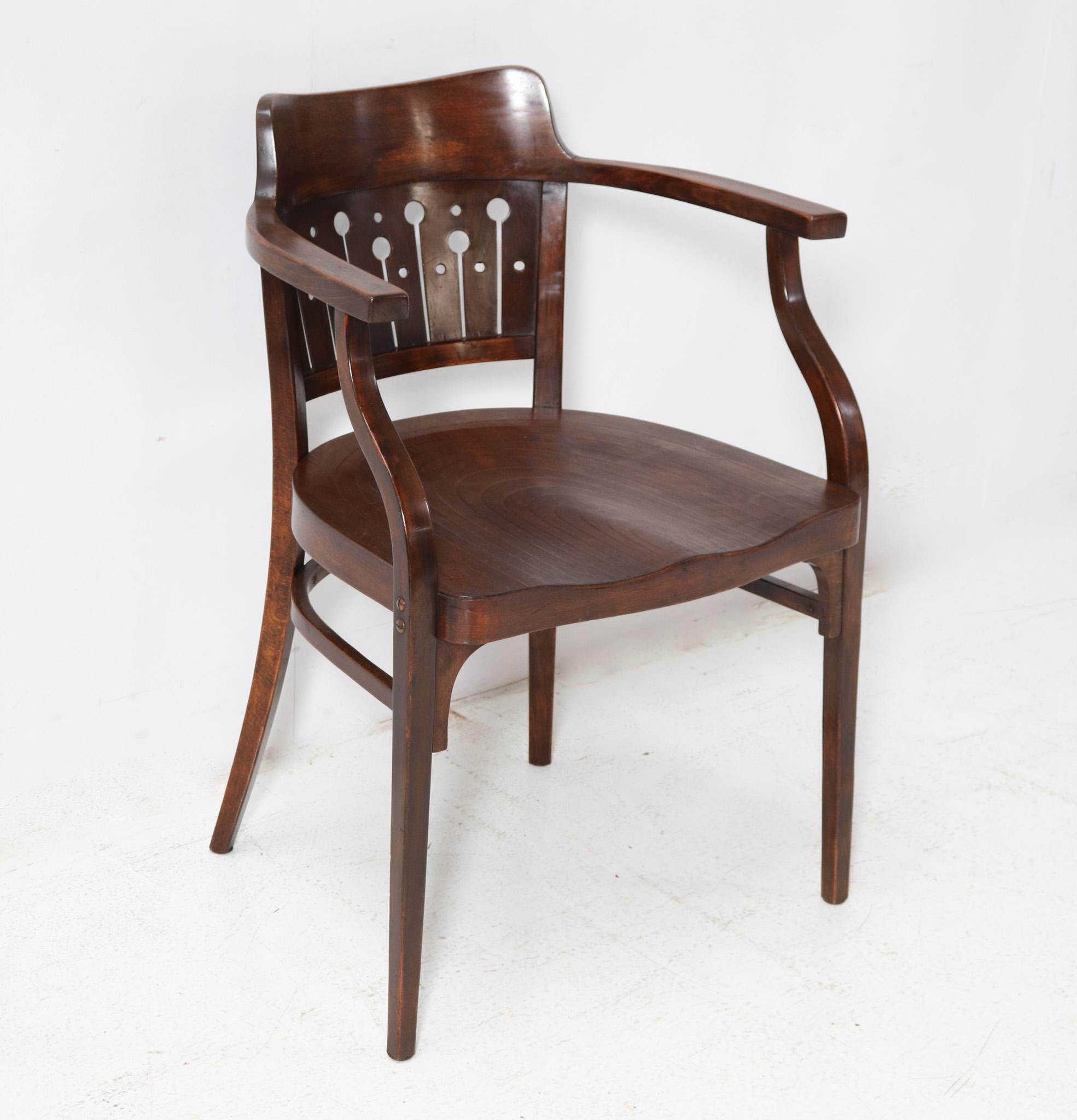 Austrian  Vienna Secession Model 142 Armchair by Otto Wagner for Thonet, 1900s