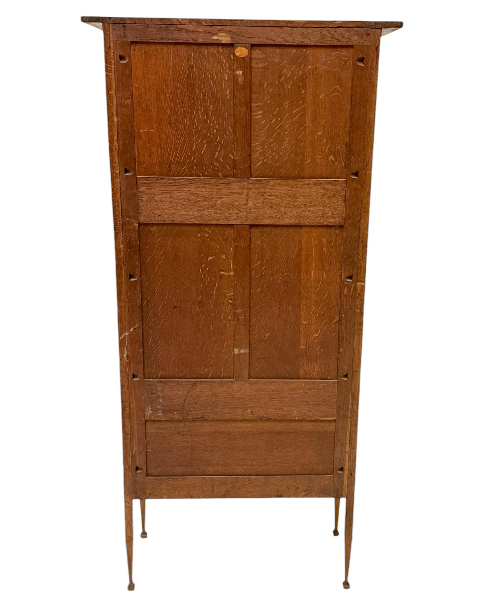 Vienna Secession Oak Bookcase Austria, 1900s For Sale 1