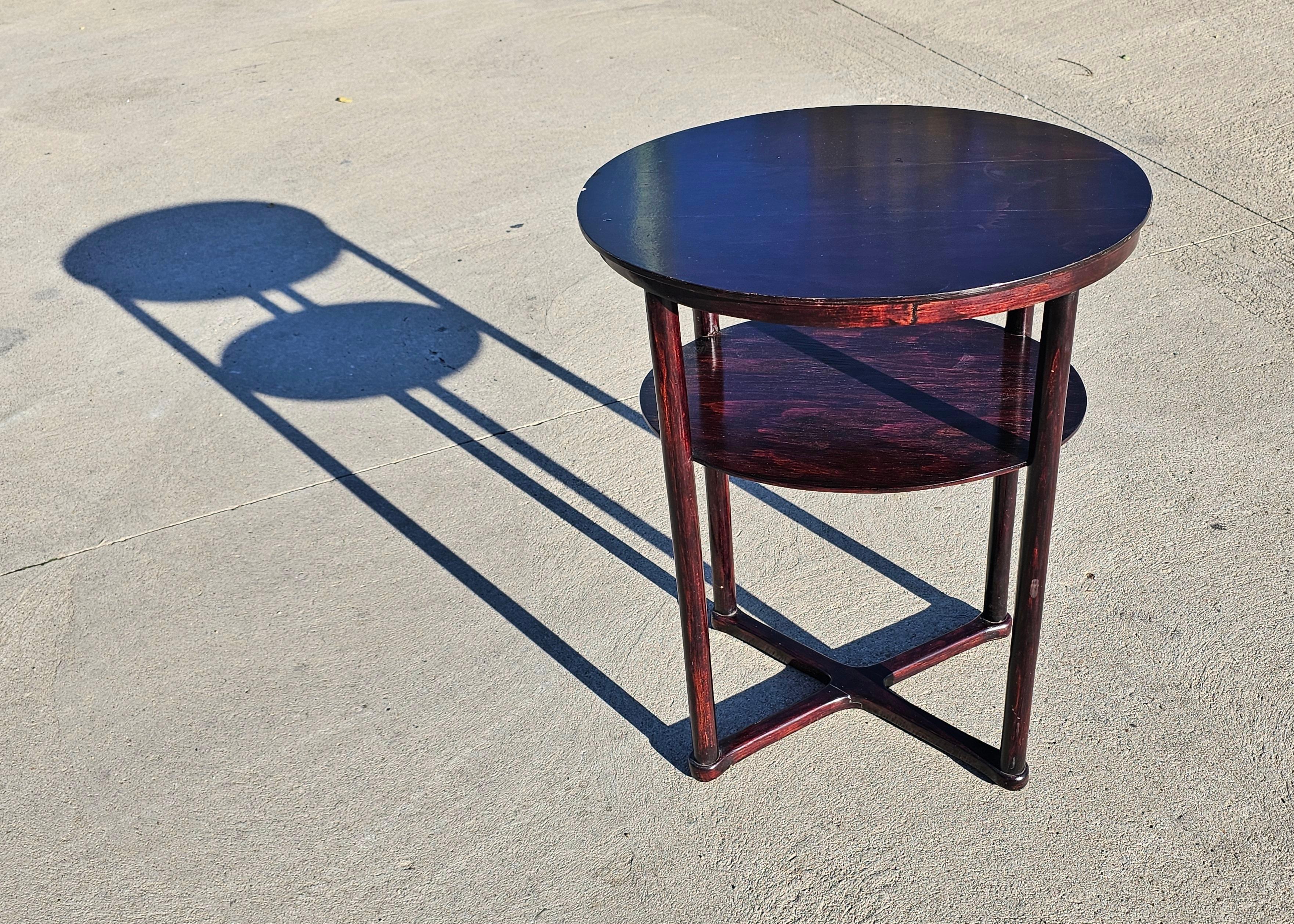 Vienna Secession Oval Side Table Model 960/2 designed by Josef Hoffmann, 1910s For Sale 3