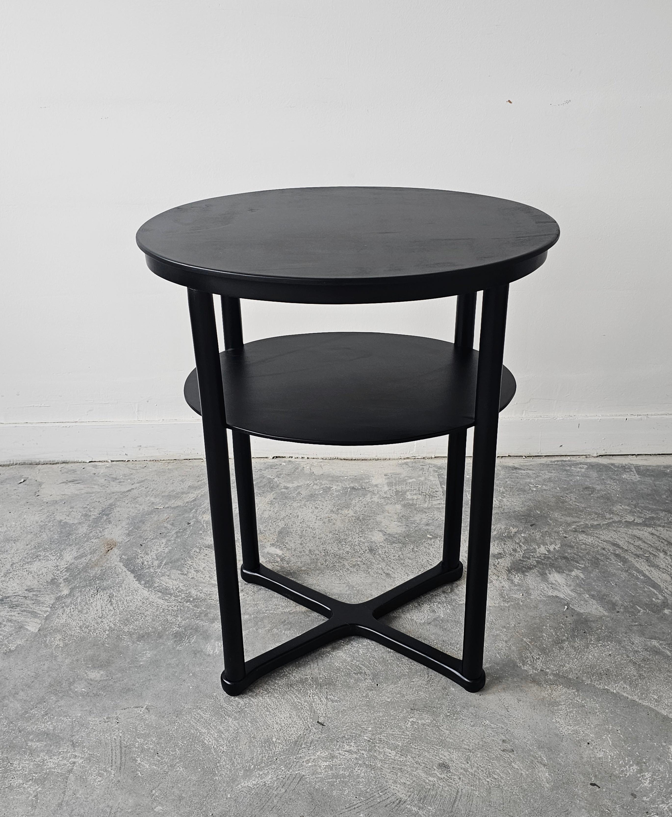 Tavolino ovale della Secessione viennese Modello 960/2 disegnato da Josef Hoffmann, anni 1910 in vendita 2