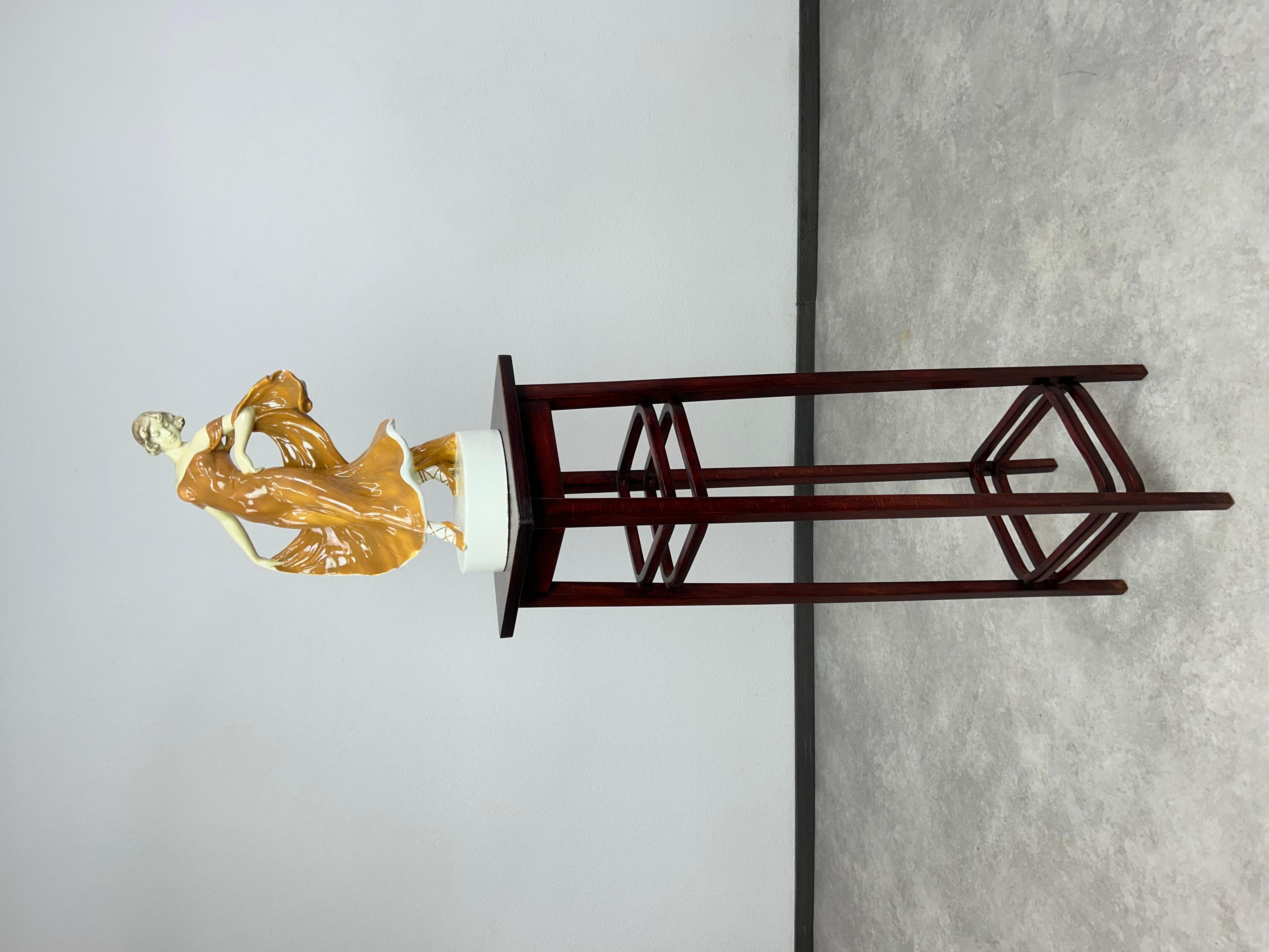 Vienna secession plant pedestal by Otto Wagner for Thonet For Sale 1