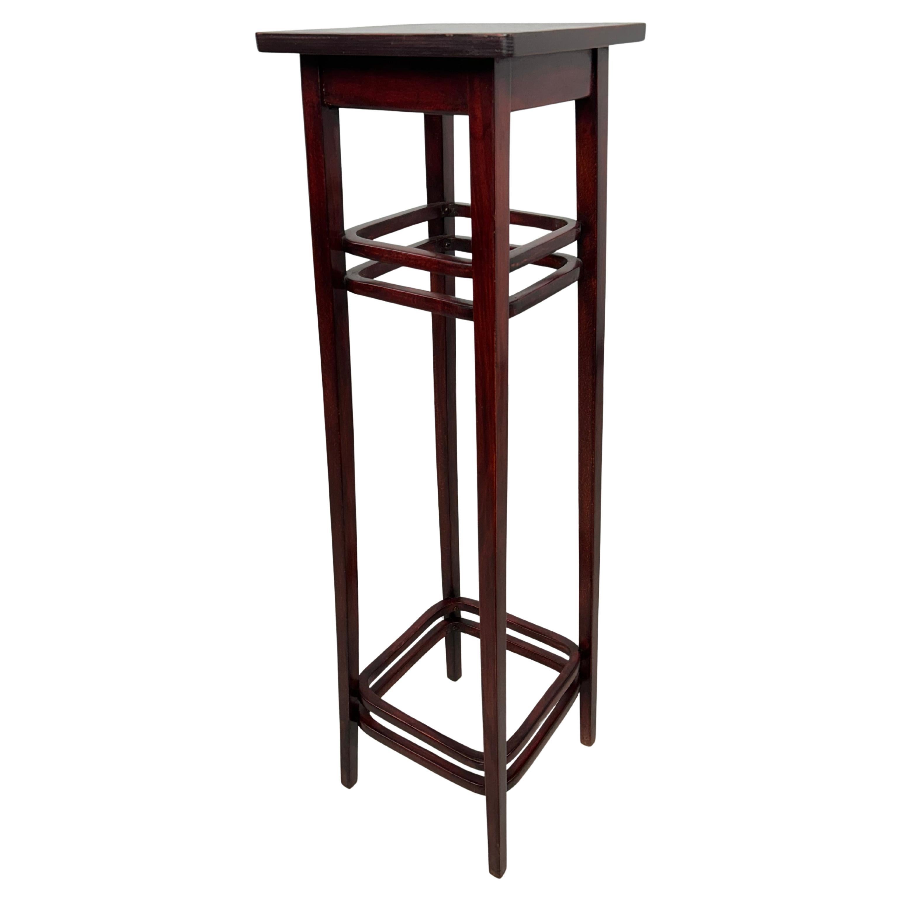 Pflanzgefäßsockel der Wiener Sezession von Otto Wagner für Thonet