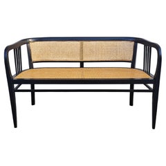 Settee der Wiener Secession aus Buche mit Sitz und Rückenlehne aus Schilfrohr