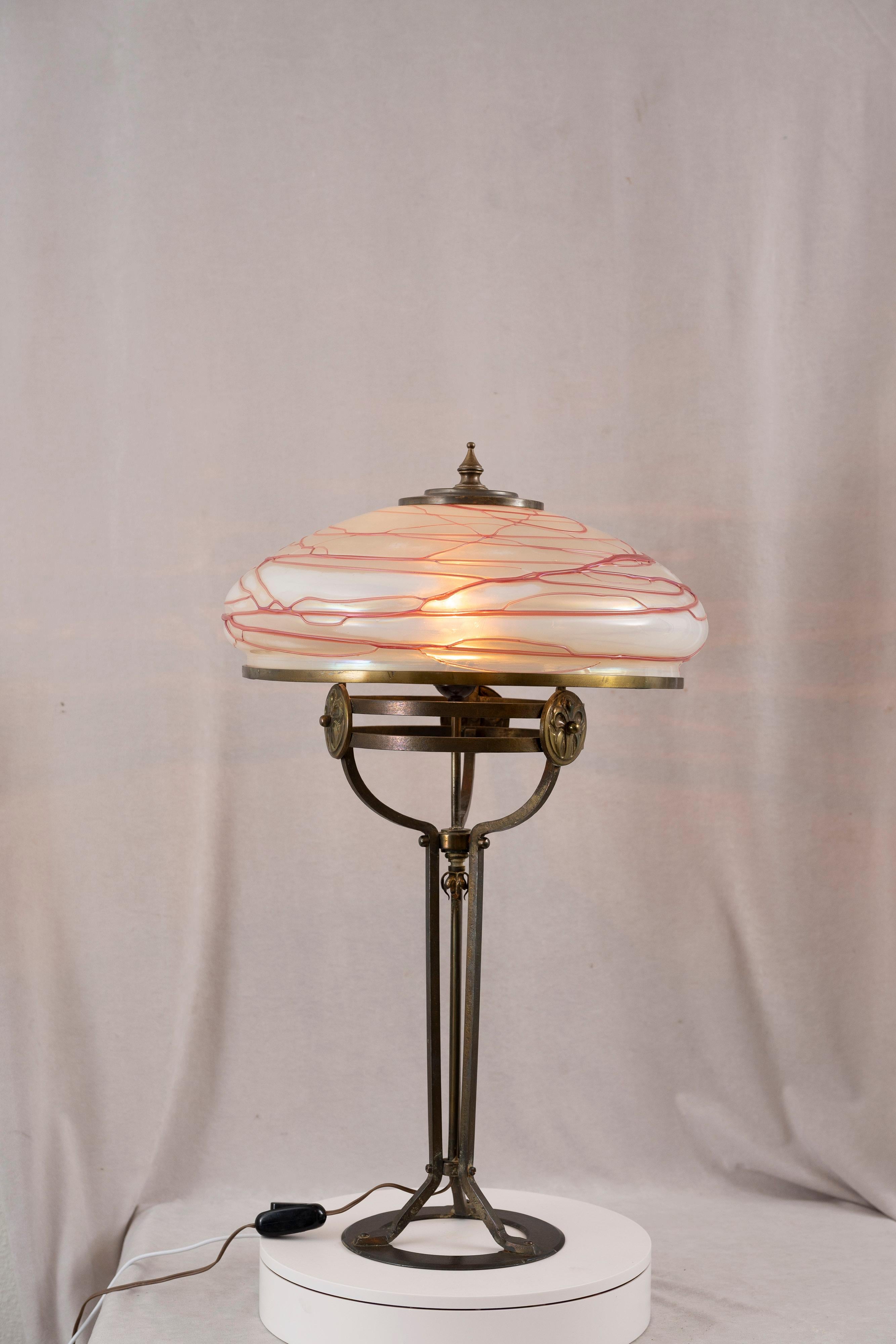 Vienna Secessionist/Arts & Crafts Table Lamp, Attr. Loetz, ca. 1910 For Sale 3
