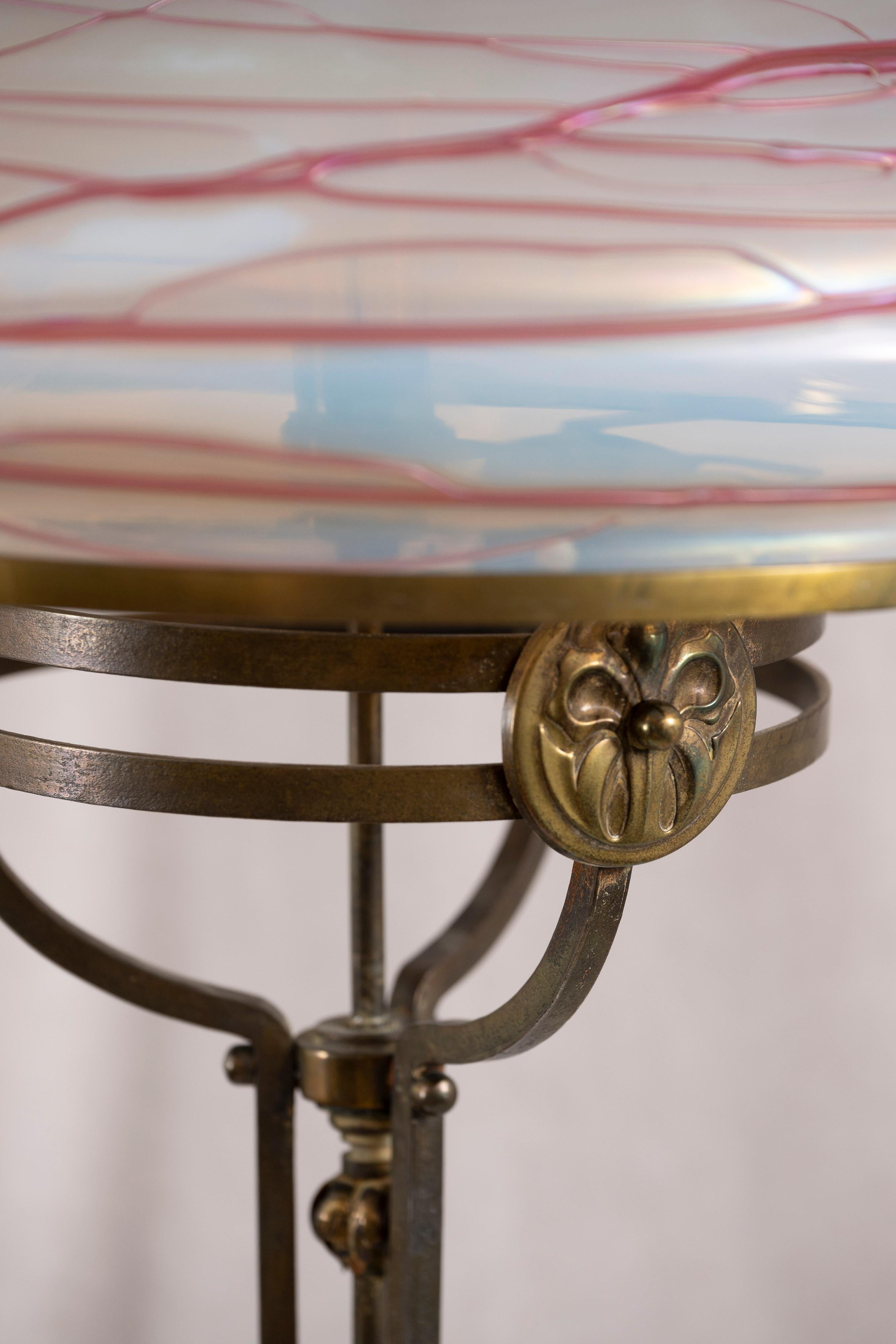Vienna Secessionist/Arts & Crafts Table Lamp, Attr. Loetz, ca. 1910 For Sale 4