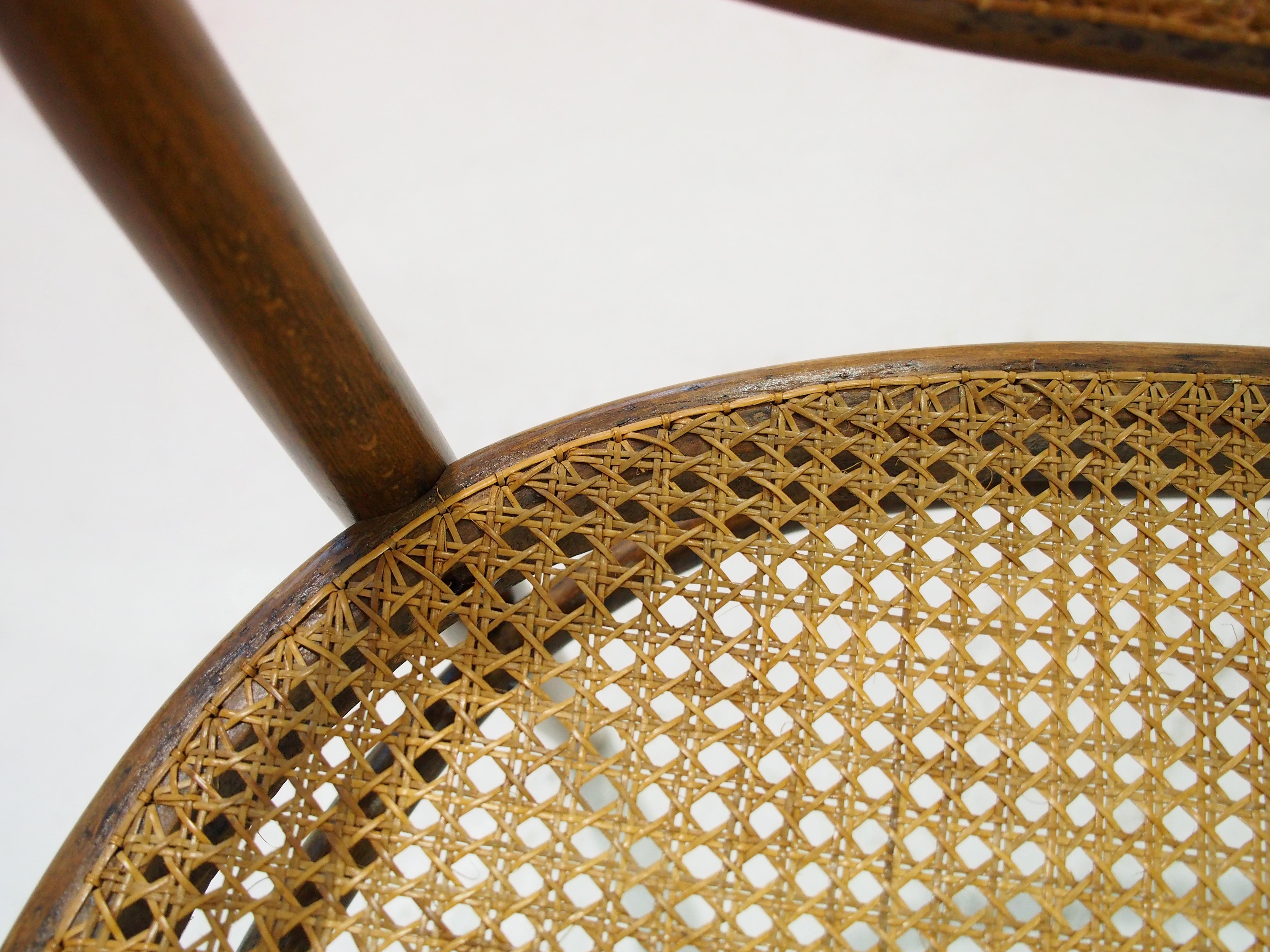 Vienna Secessionist Bentwood and Rattan Settee by Thonet Brothers For Sale 6