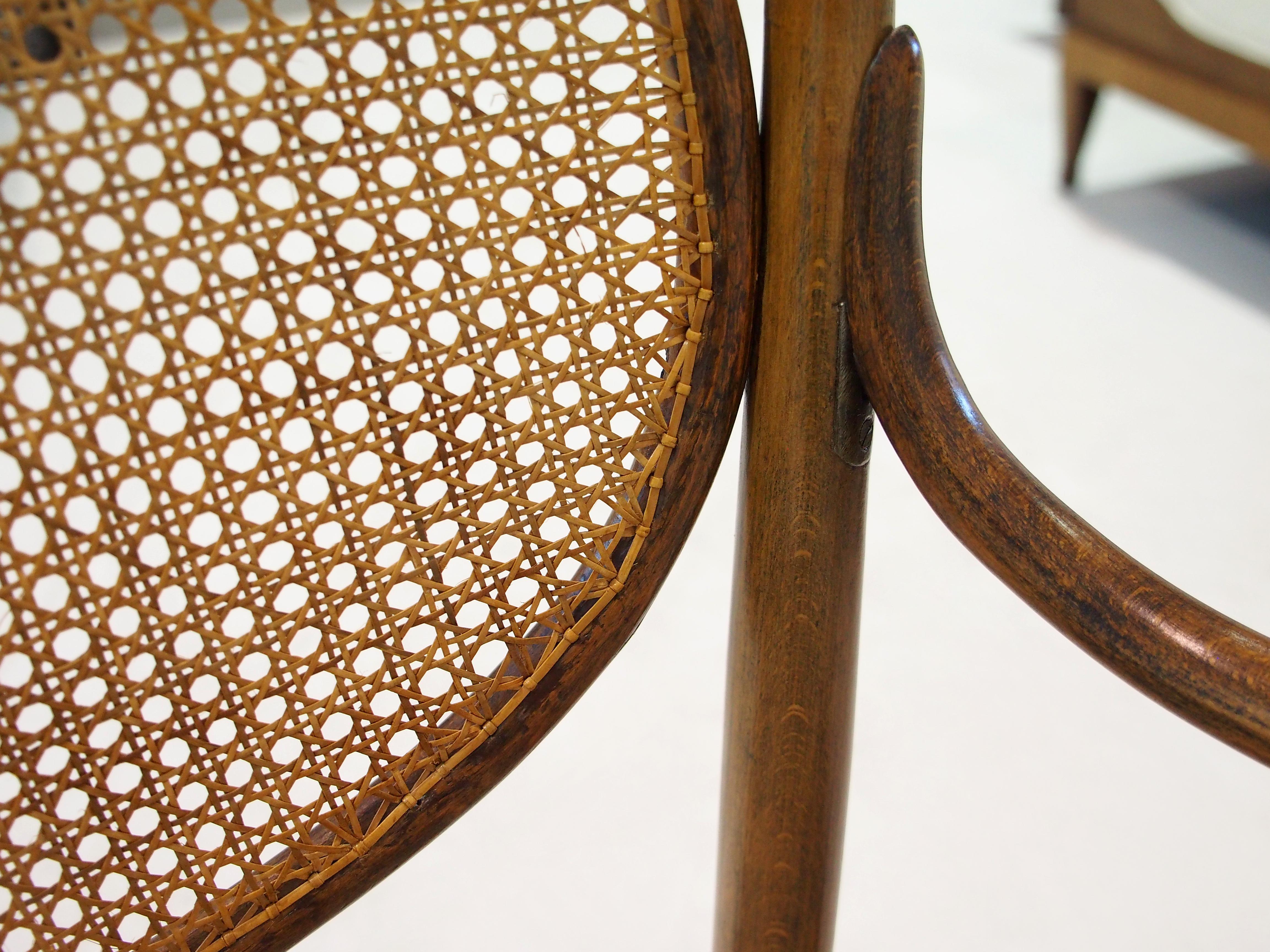 Vienna Secessionist Bentwood and Rattan Settee by Thonet Brothers For Sale 7