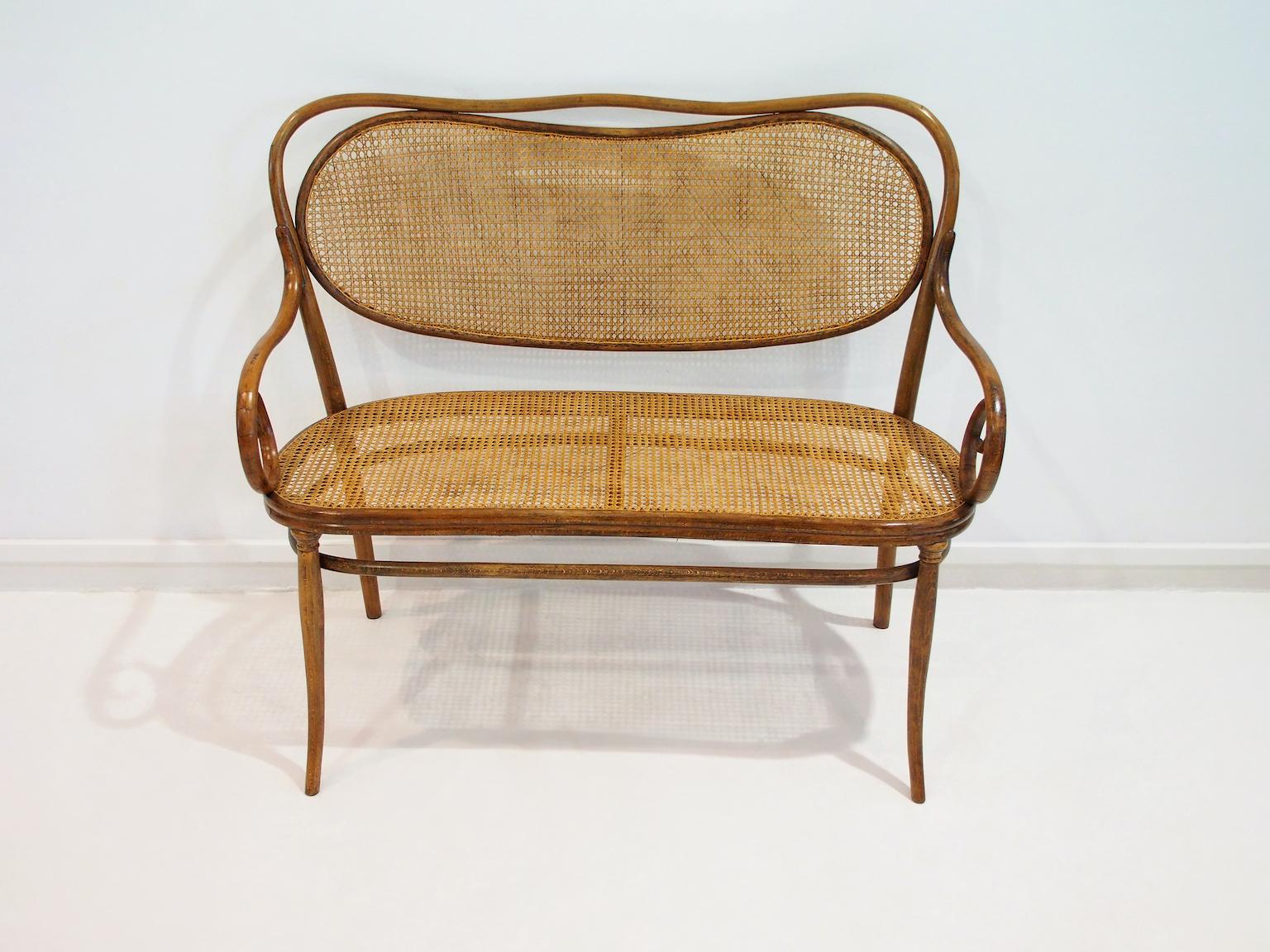 Austrian Vienna Secessionist Bentwood and Rattan Settee by Thonet Brothers For Sale