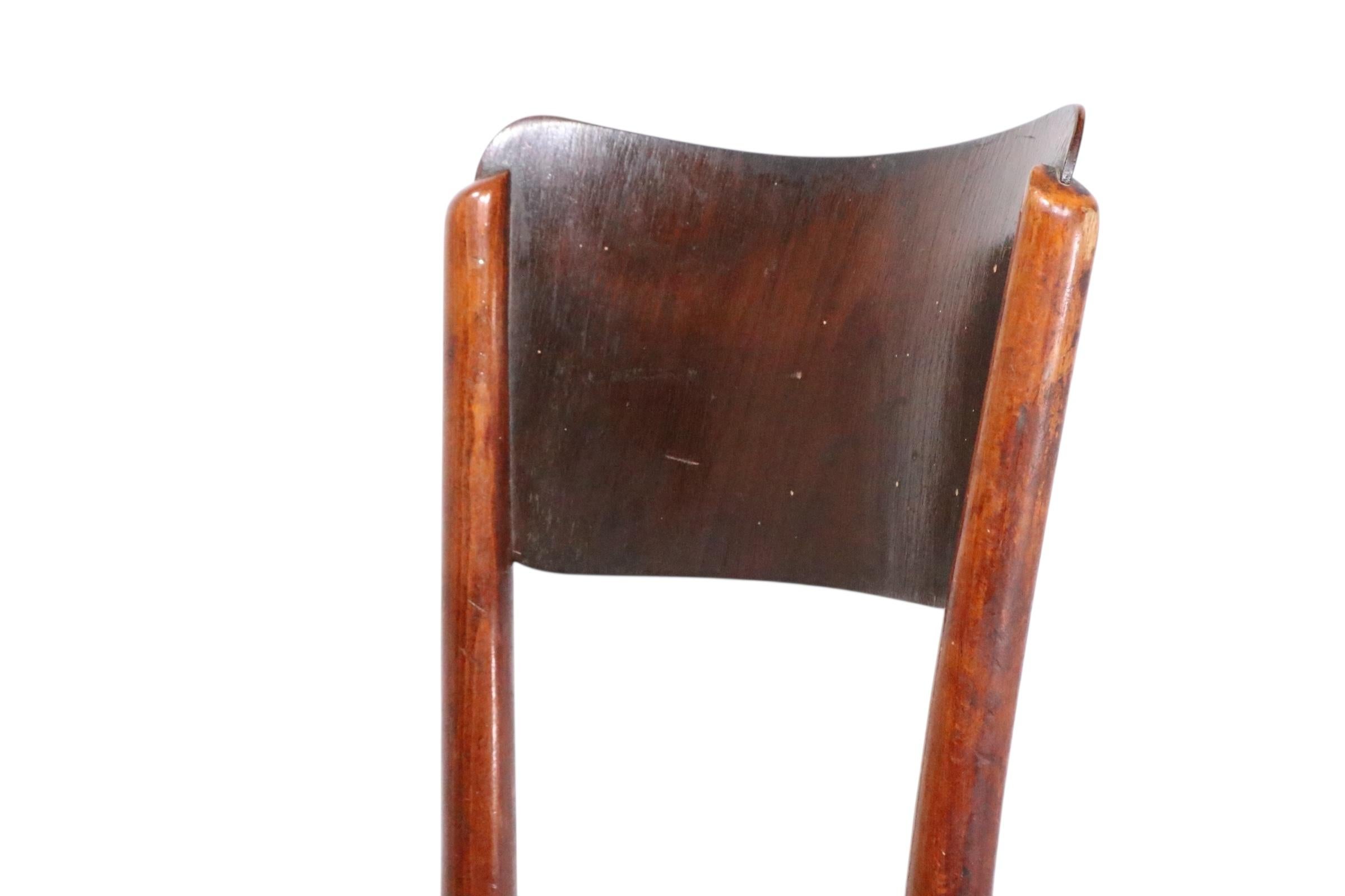 Legno Sedia da pranzo bistrot da caffè in legno di Vienna secessionista, attribuita a Thonet, anni 1910/20 ca. in vendita