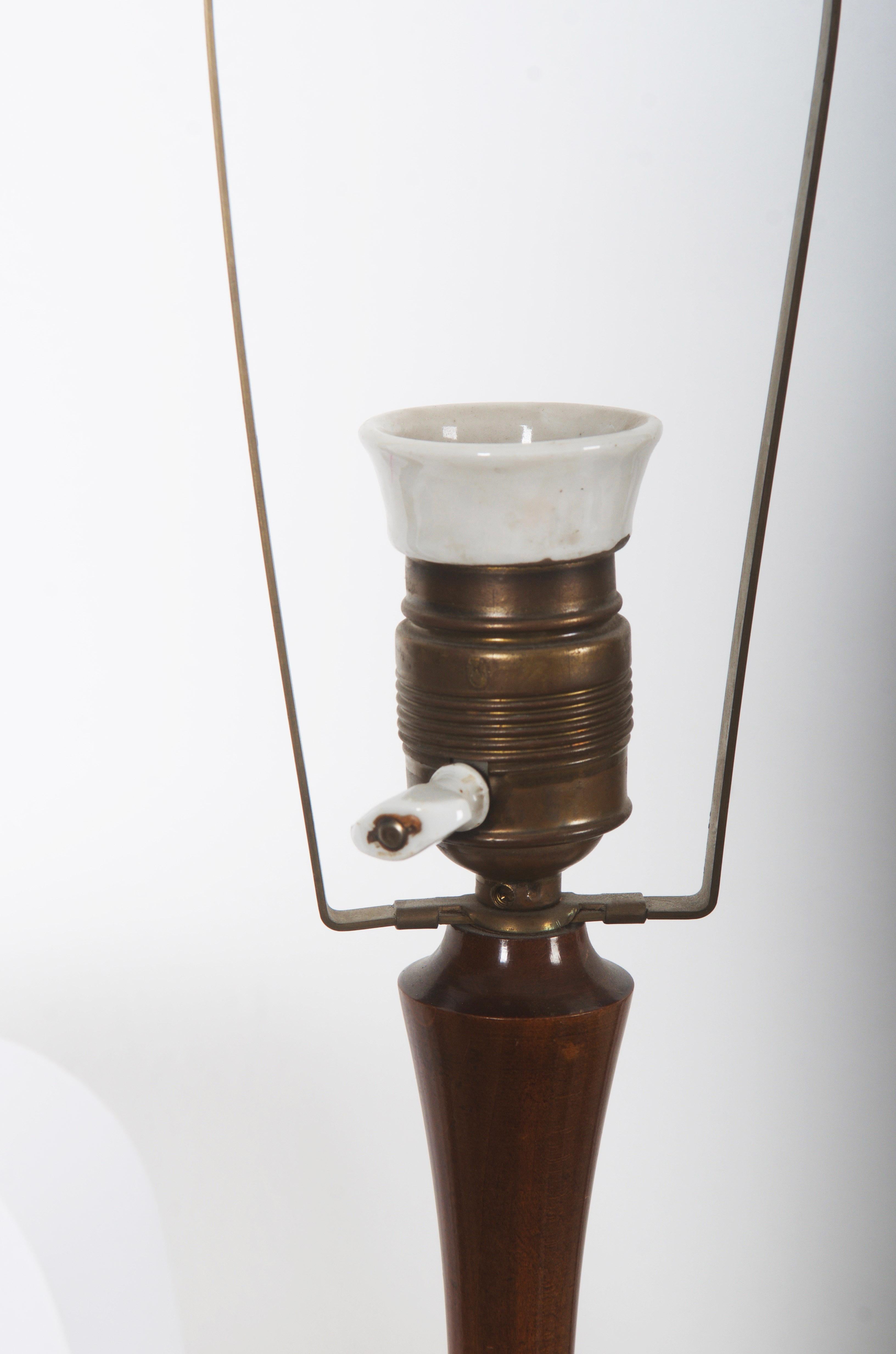 Lampe de table Sesession en bois de Vienne Bon état - En vente à Vienna, AT