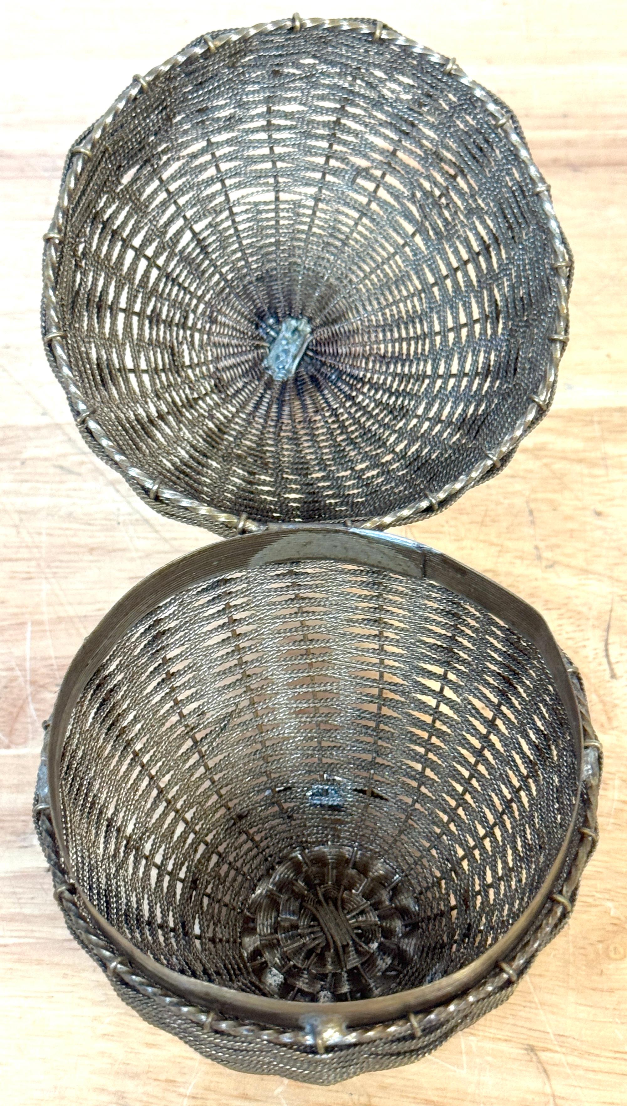 Vienna Woven Bronze Basket Box with Cold-Painted Rabbit, Attributed to Bergman For Sale 1