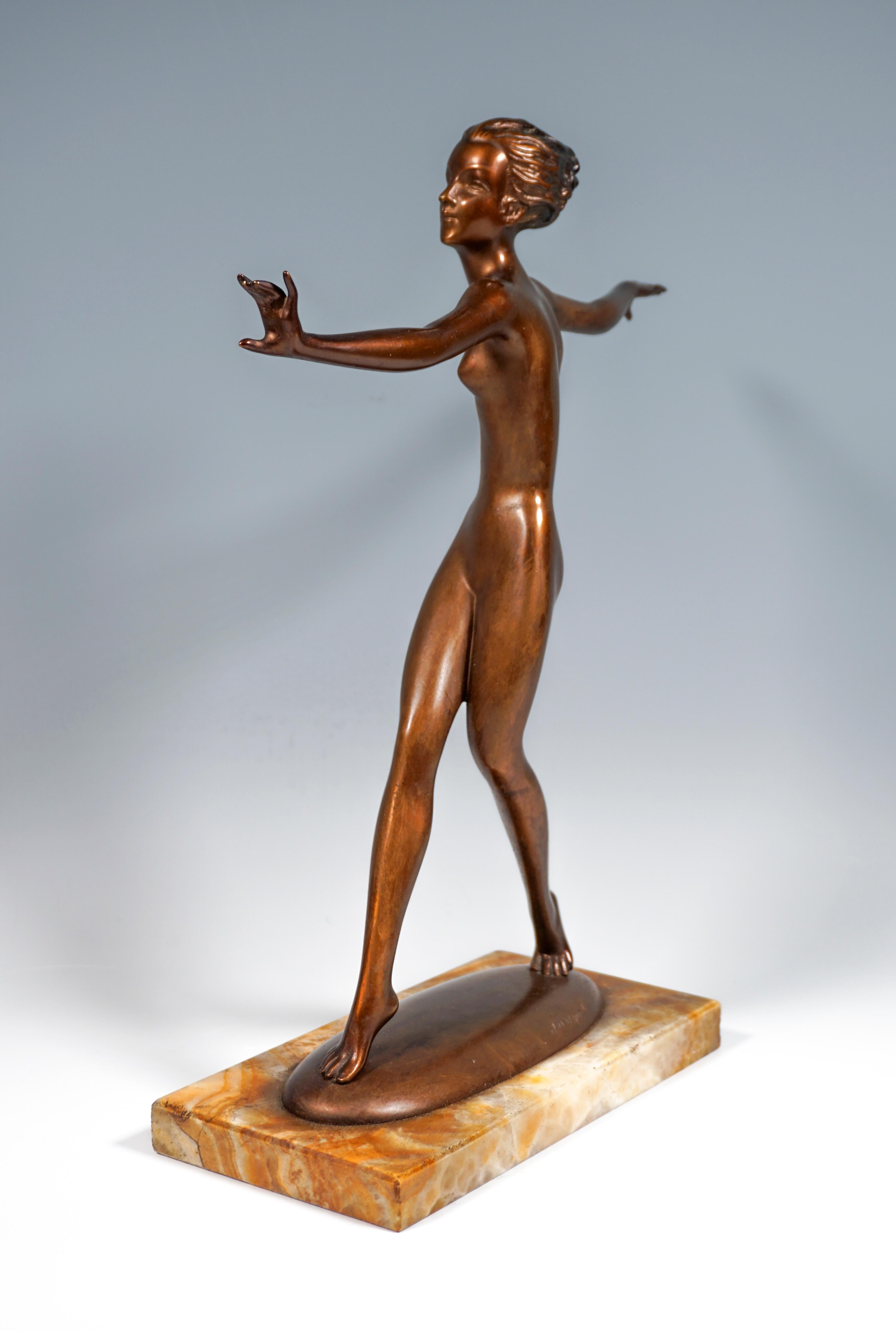 Viennese Art Deco Bronze Dancer by Josef Lorenzl, circa 1915/1920 In Good Condition For Sale In Vienna, AT