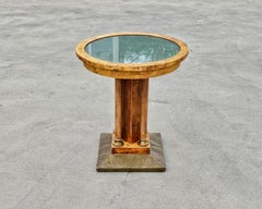 Mesa Gueridón de la Secesión Vienesa realizada en arce ojo de pájaro, Austria años 1900