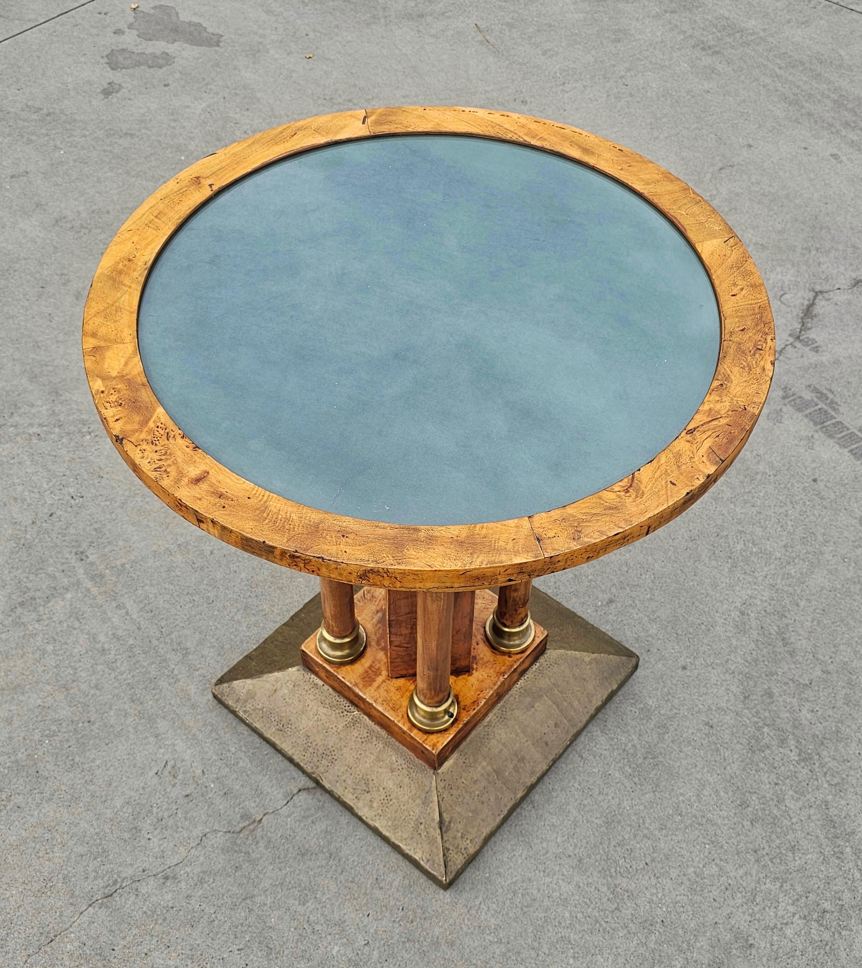 Viennese Secessionist Gueridon Table done in Birdseye Maple, Austria 1900s For Sale 1
