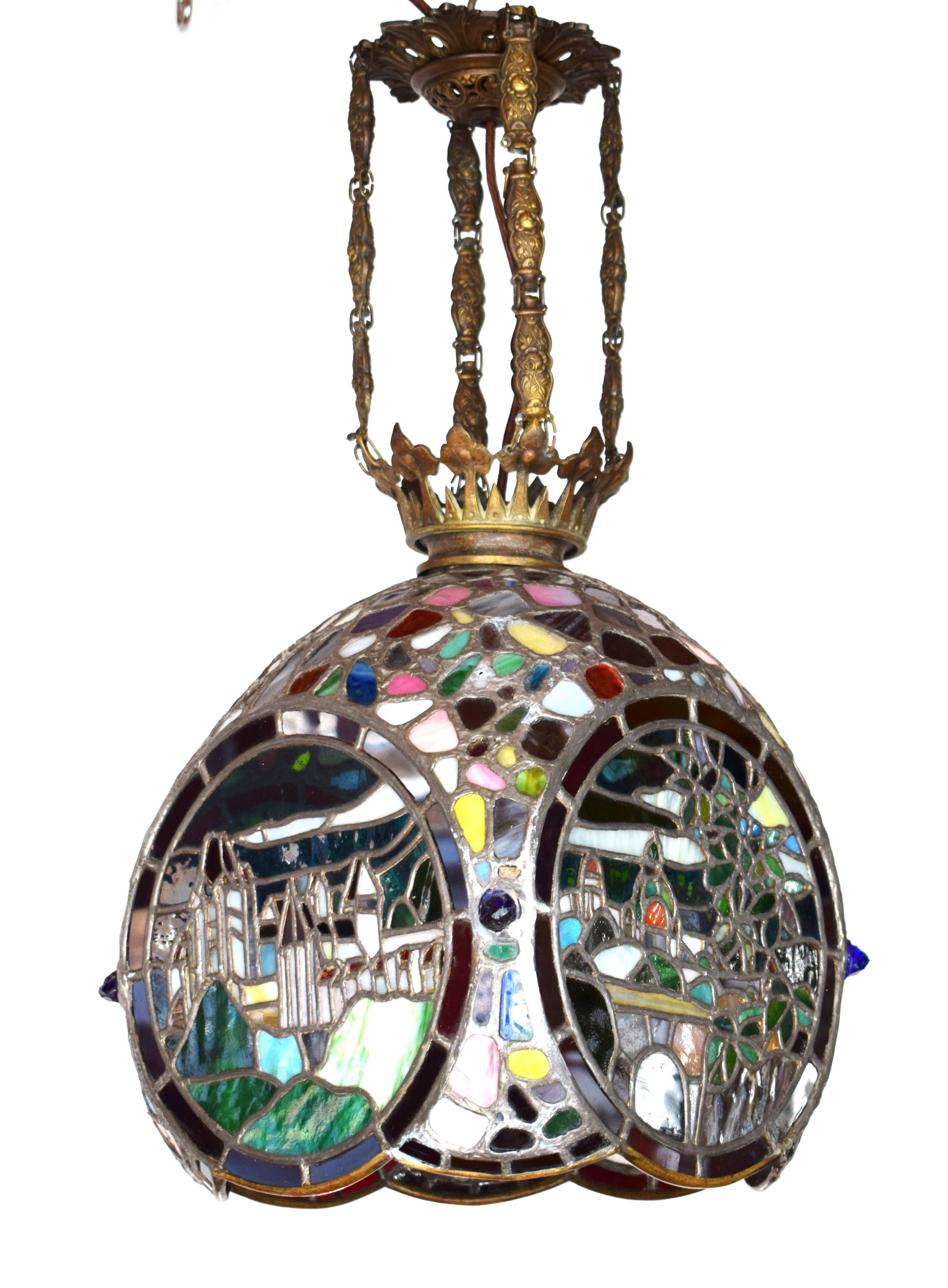 Vetro artistico Lampada da soffitto in vetro piombato in stile Art Nouveau viennese; 4 stagioni in vendita