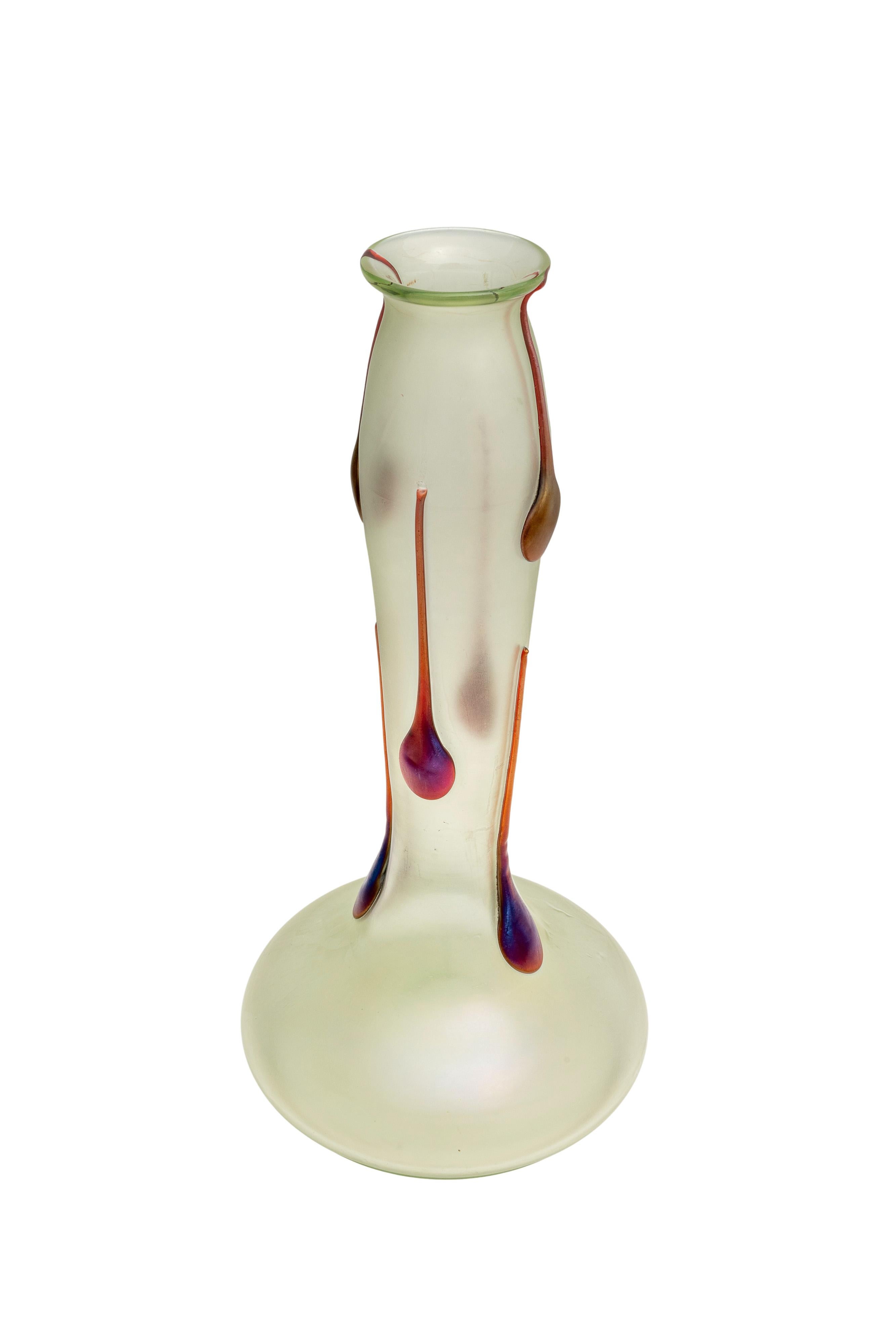 Vaso Loetz Art Decor viennese 