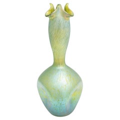 Vaso Art Nouveau viennese Johann Loetz Witwe Creta con decorazione Papillon 1898 ca.