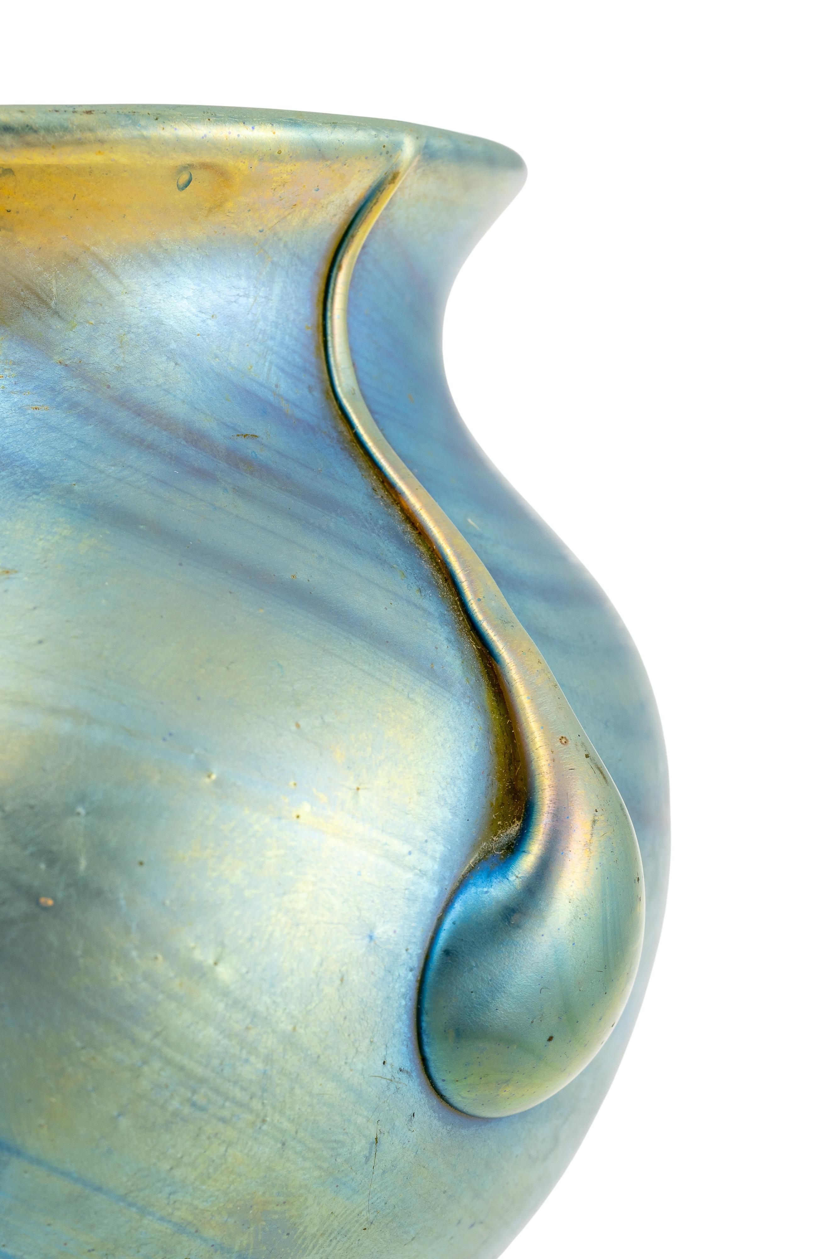 Austriaco Vaso Art Nouveau viennese Johann Loetz Witwe Dekor Capri 1902 ca. in vendita