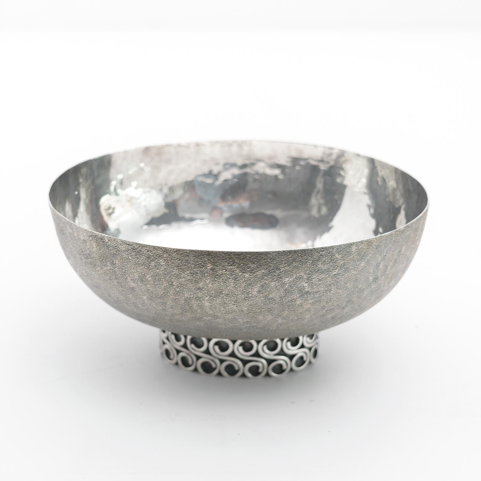 Mid-Century Modern Viennese, Austrian Sterling Silver Crafted Footed Bowl from Mid 20th Century For Sale