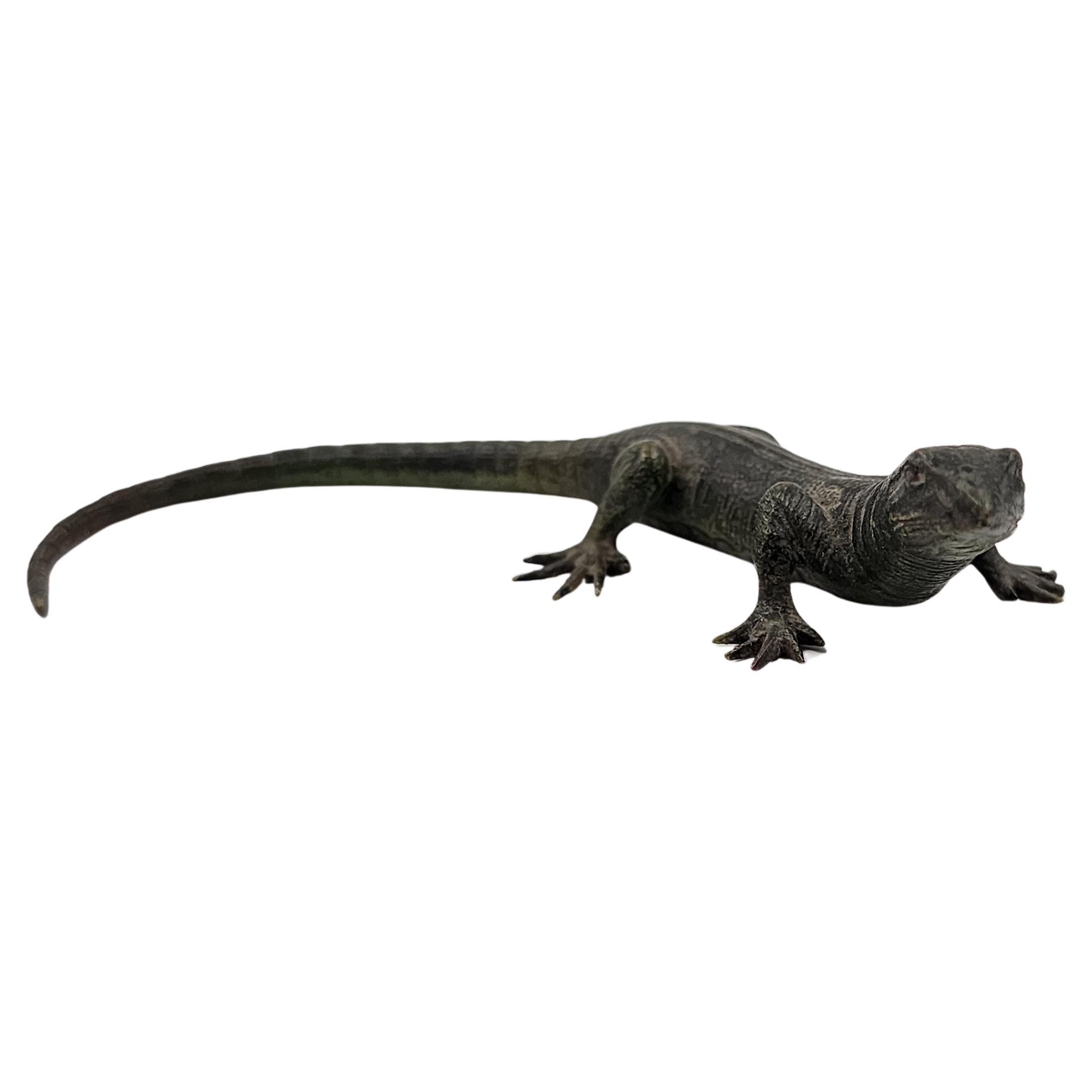 Iguane en bronze viennois avec peinture polychrome originale