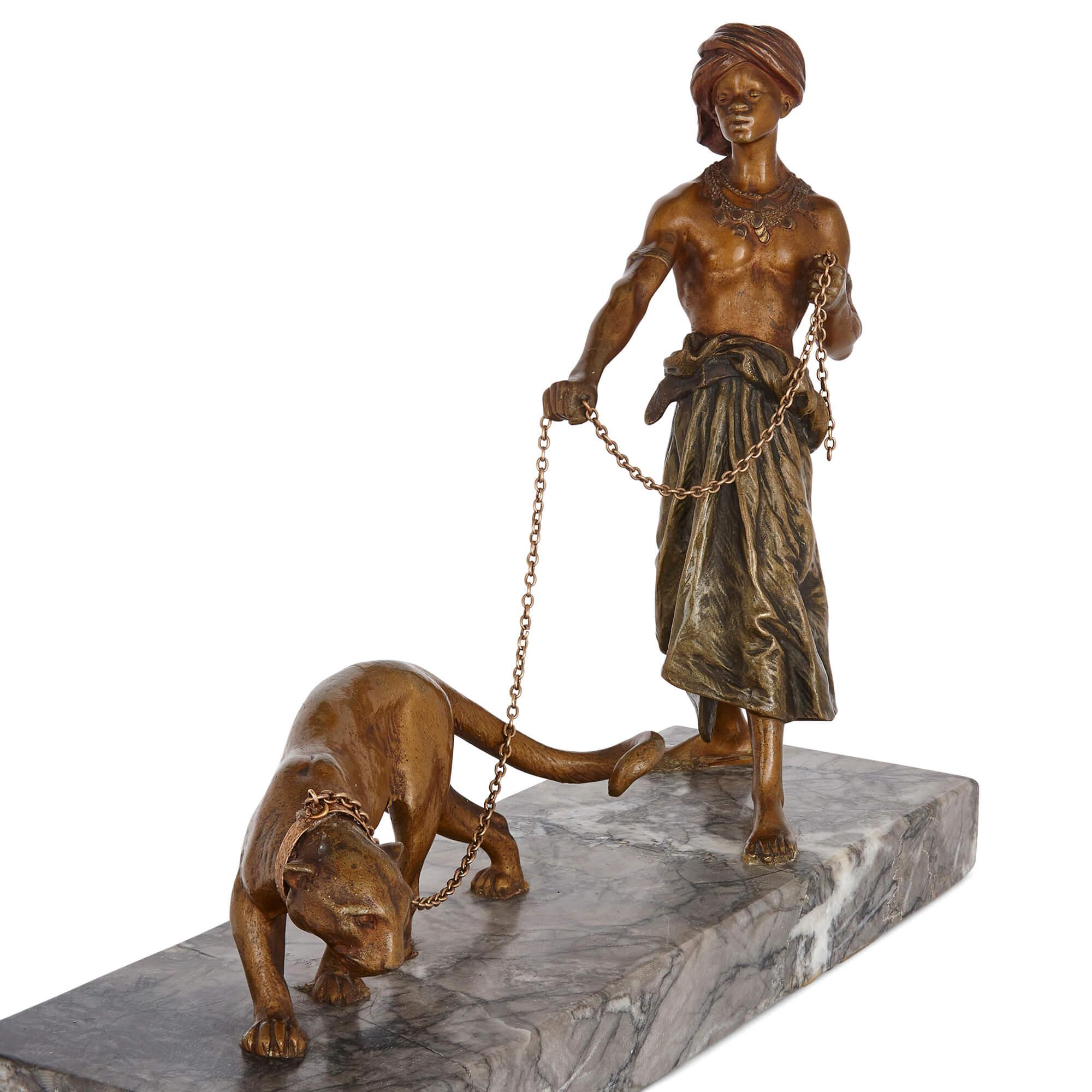 Wiener figurative Wiener Skulptur aus kalt bemalter Bronze und Marmor von Bergman  (Gegossen) im Angebot